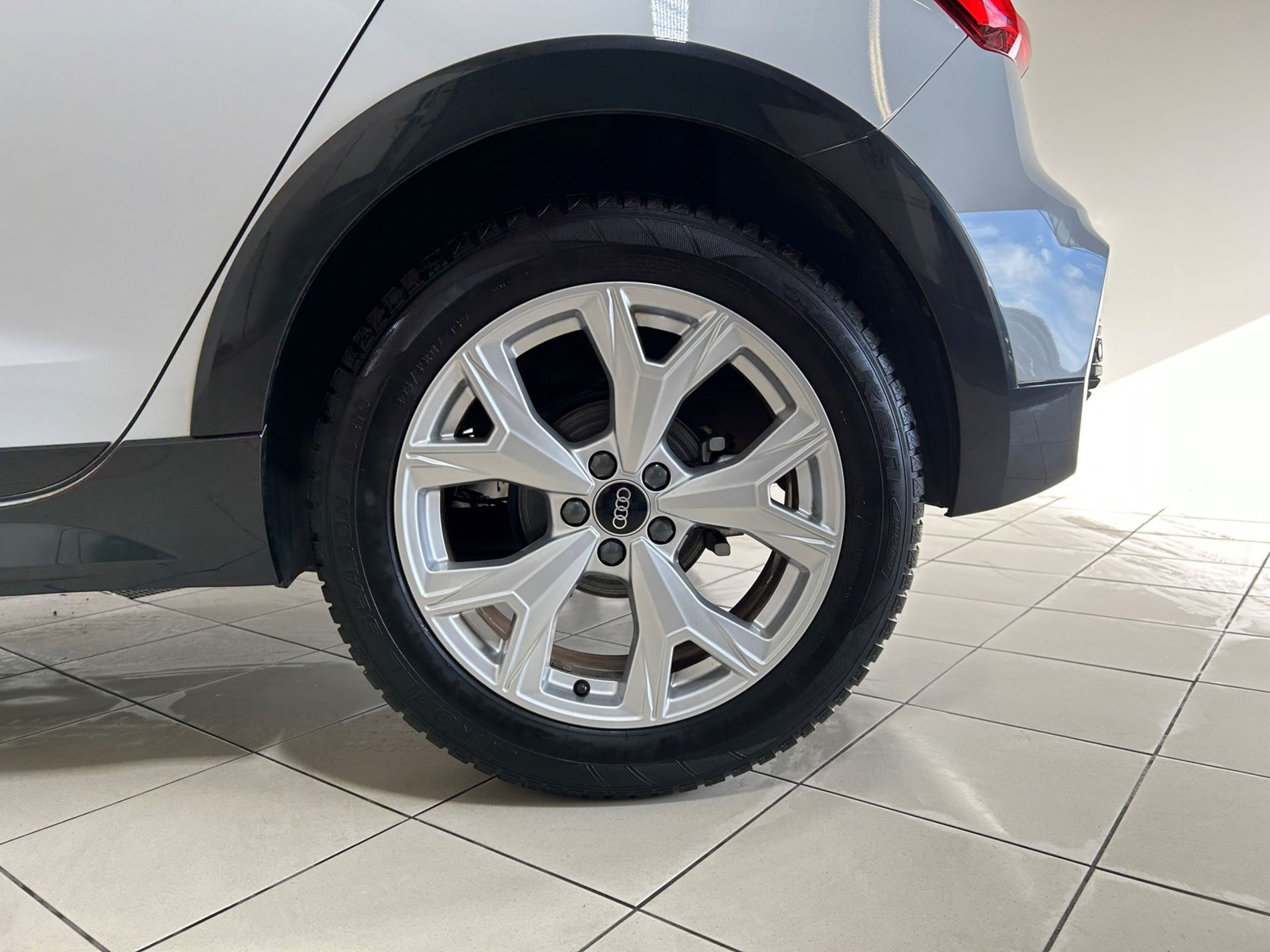 A1 Citycarver 30 1.0 tfsi 110cv s-tronic - Autoviemme