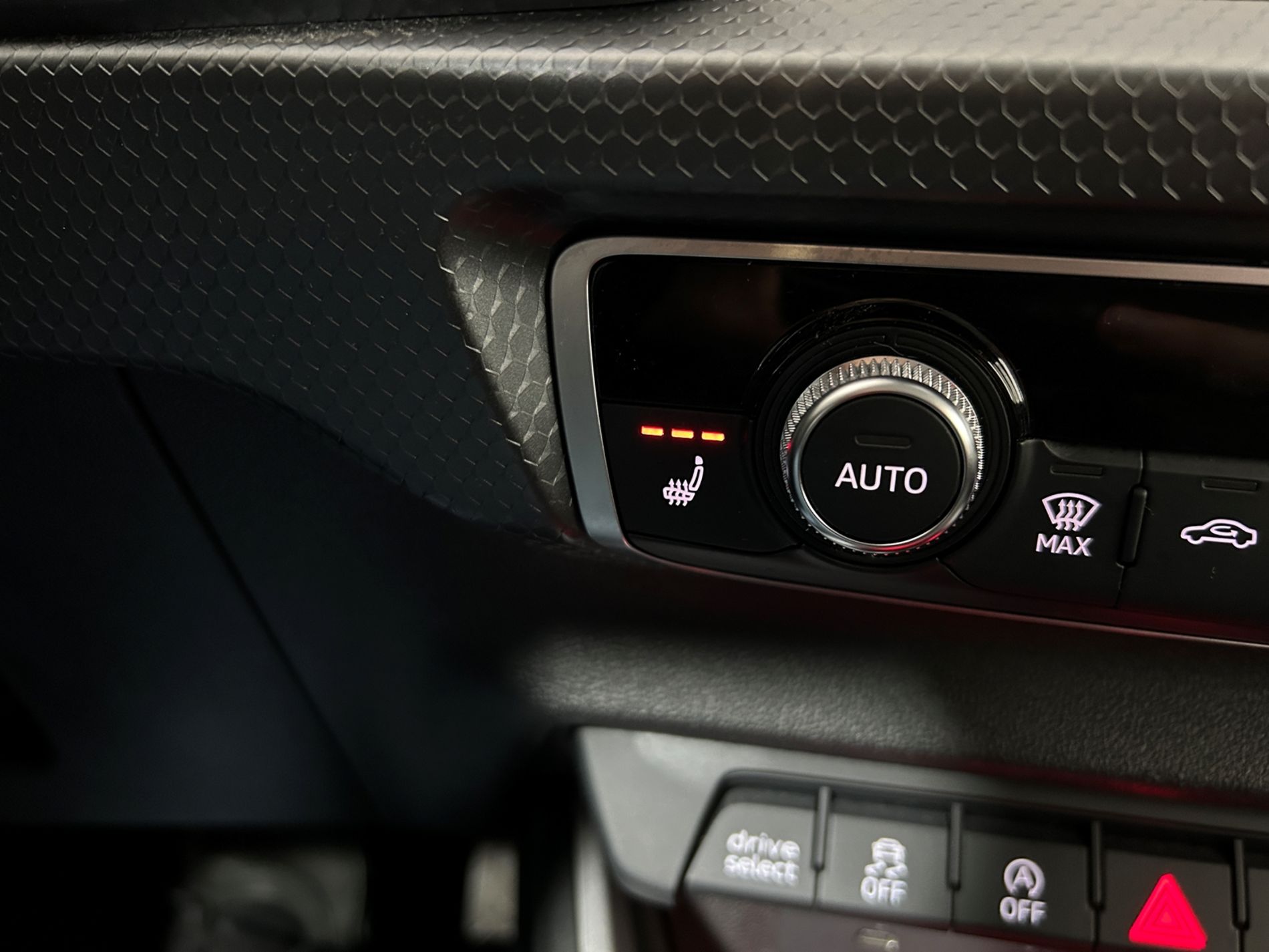 A1 Citycarver 30 1.0 tfsi 110cv s-tronic - Autoviemme