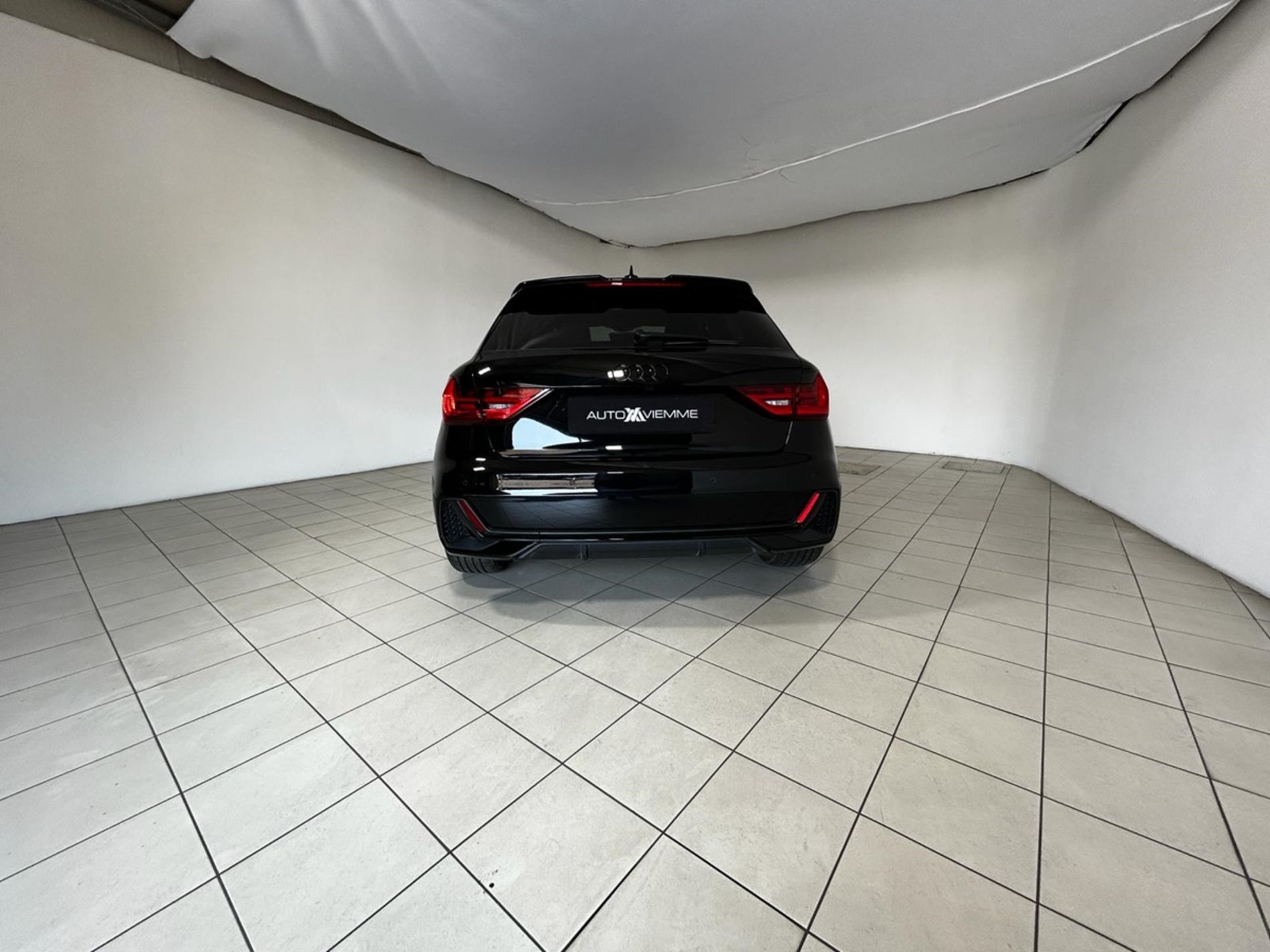 Audi A1 Sportback 30 1.0 tfsi Identity Black 110cv s-tronic   - Autoviemme