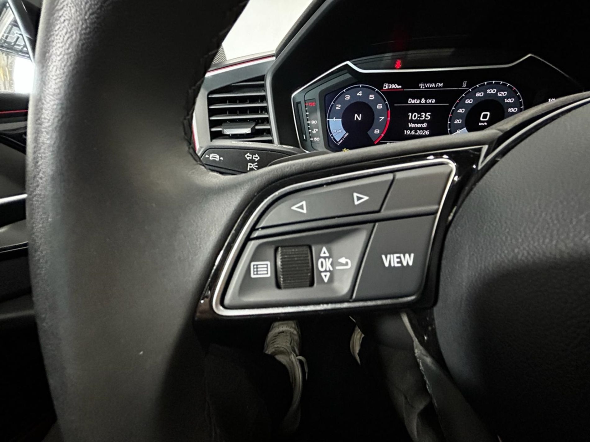 Audi A1 Sportback 30 1.0 tfsi Identity Black 110cv s-tronic   - Autoviemme