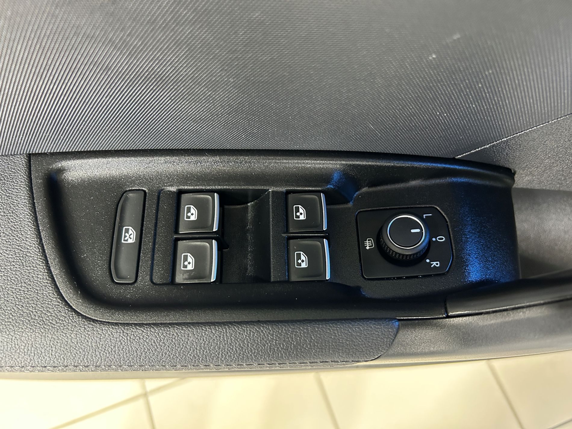 Audi A1 Sportback 30 1.0 tfsi Identity Black 116 cv s-tronic   - Autoviemme