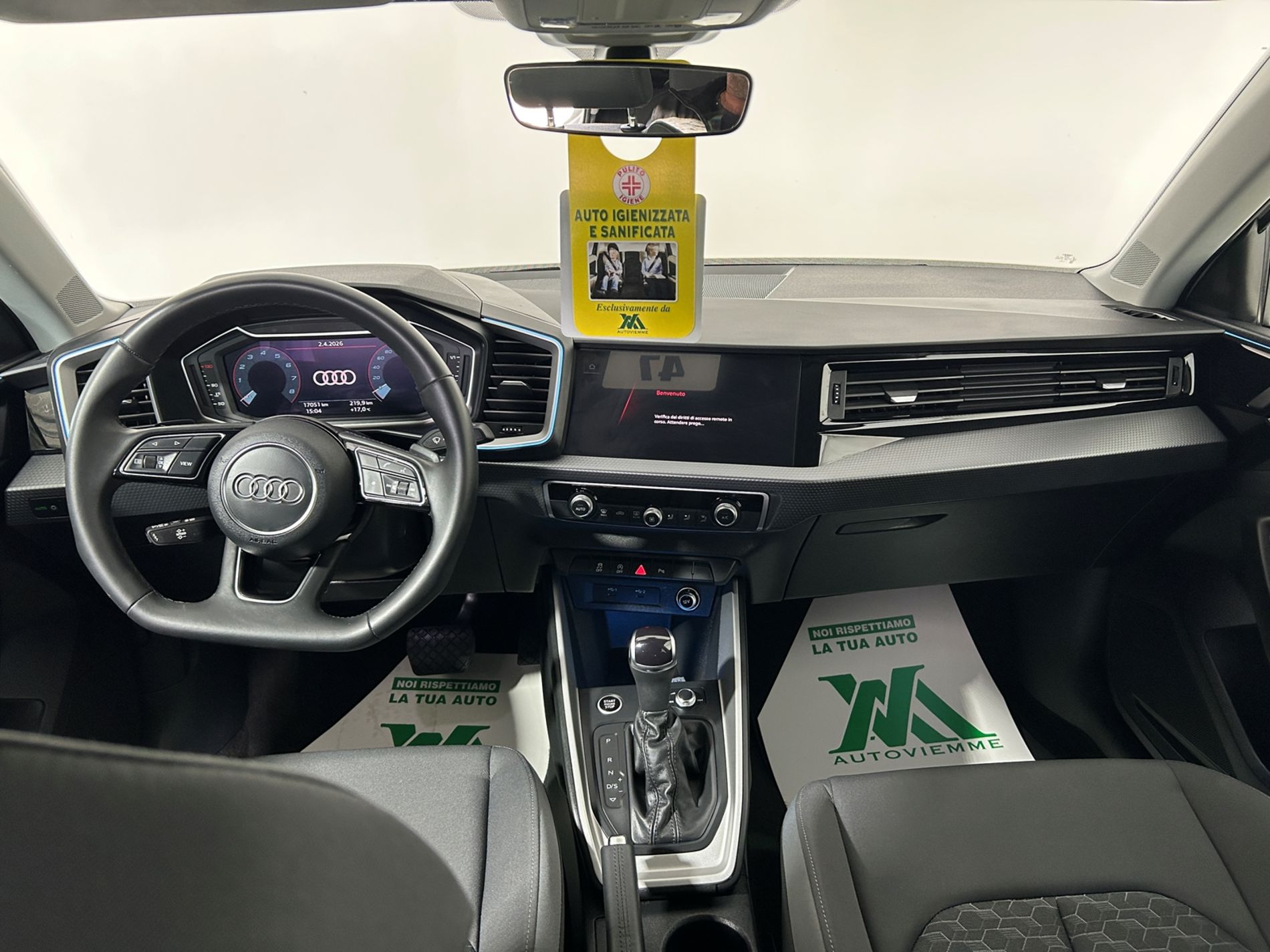 Audi A1 Sportback 30 1.0 tfsi Identity Black 116 cv s-tronic   - Autoviemme