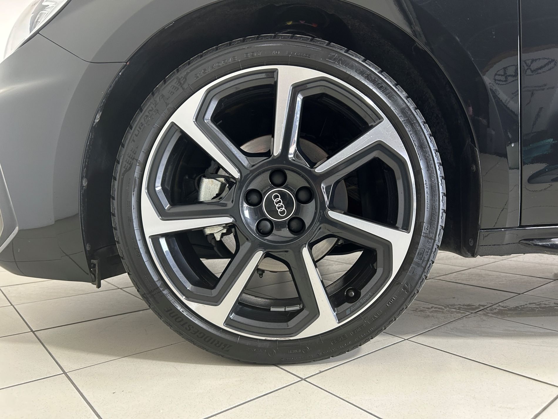 Audi A1 Sportback 30 1.0 tfsi Identity Black 116 cv   - Autoviemme