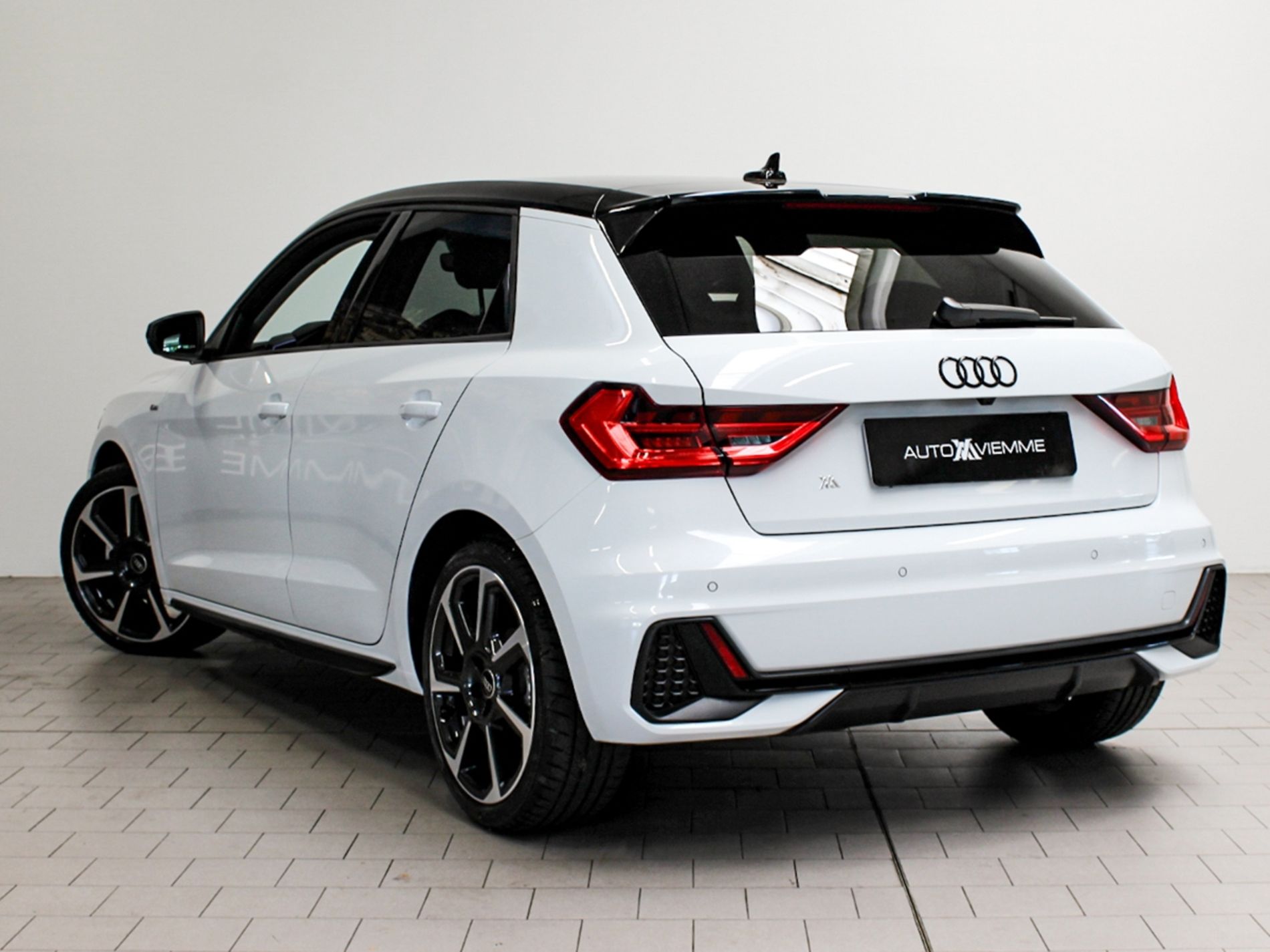 A1 Sportback 30 1.0 tfsi S Line Edition 116cv s-tronic - Autoviemme