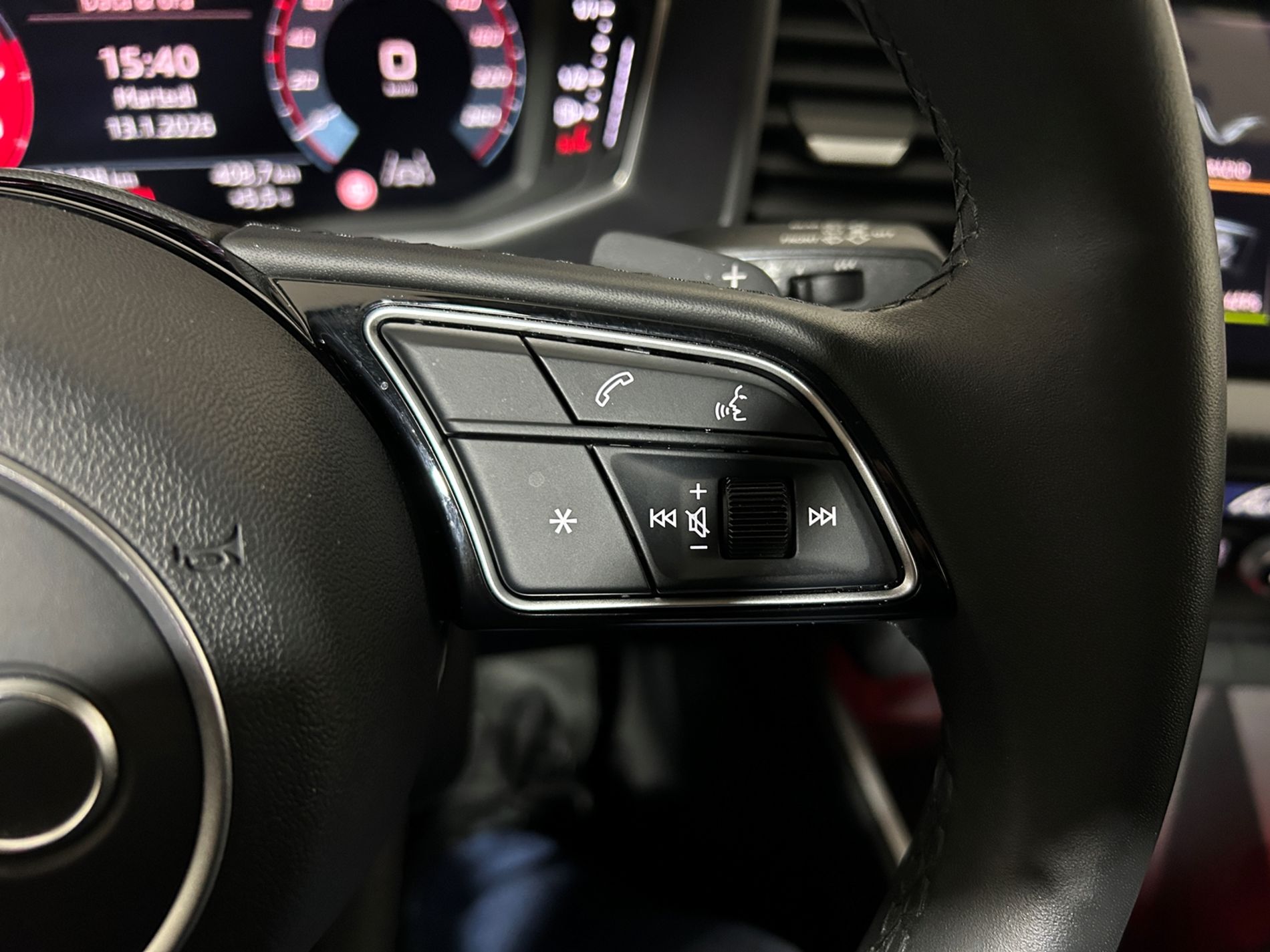 A1 Sportback 30 1.0 tfsi S Line Edition 116cv s-tronic - Autoviemme