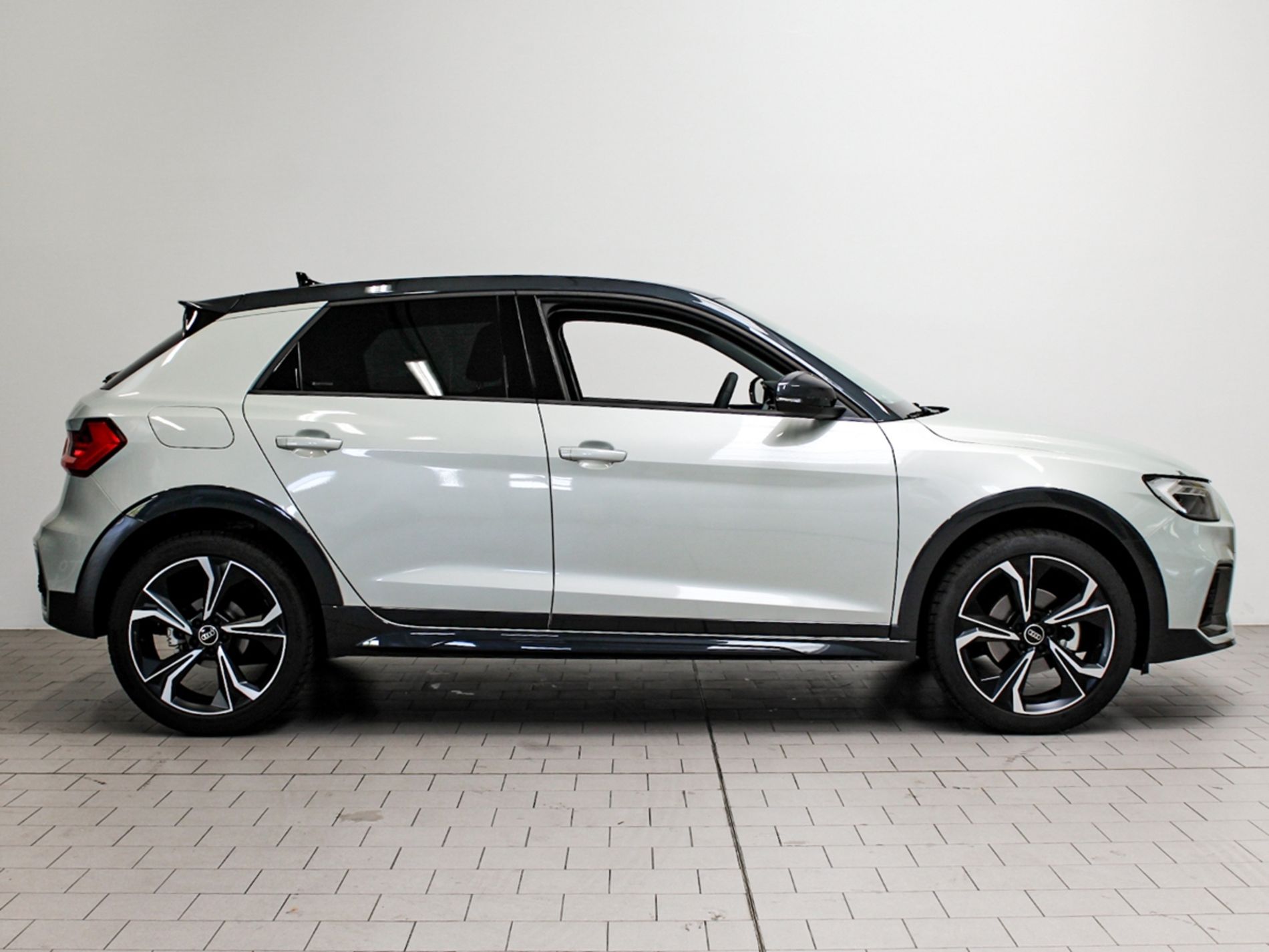 A1 allstreet 35 1.5 tfsi Identity Contrast 150cv s tronic - Autoviemme