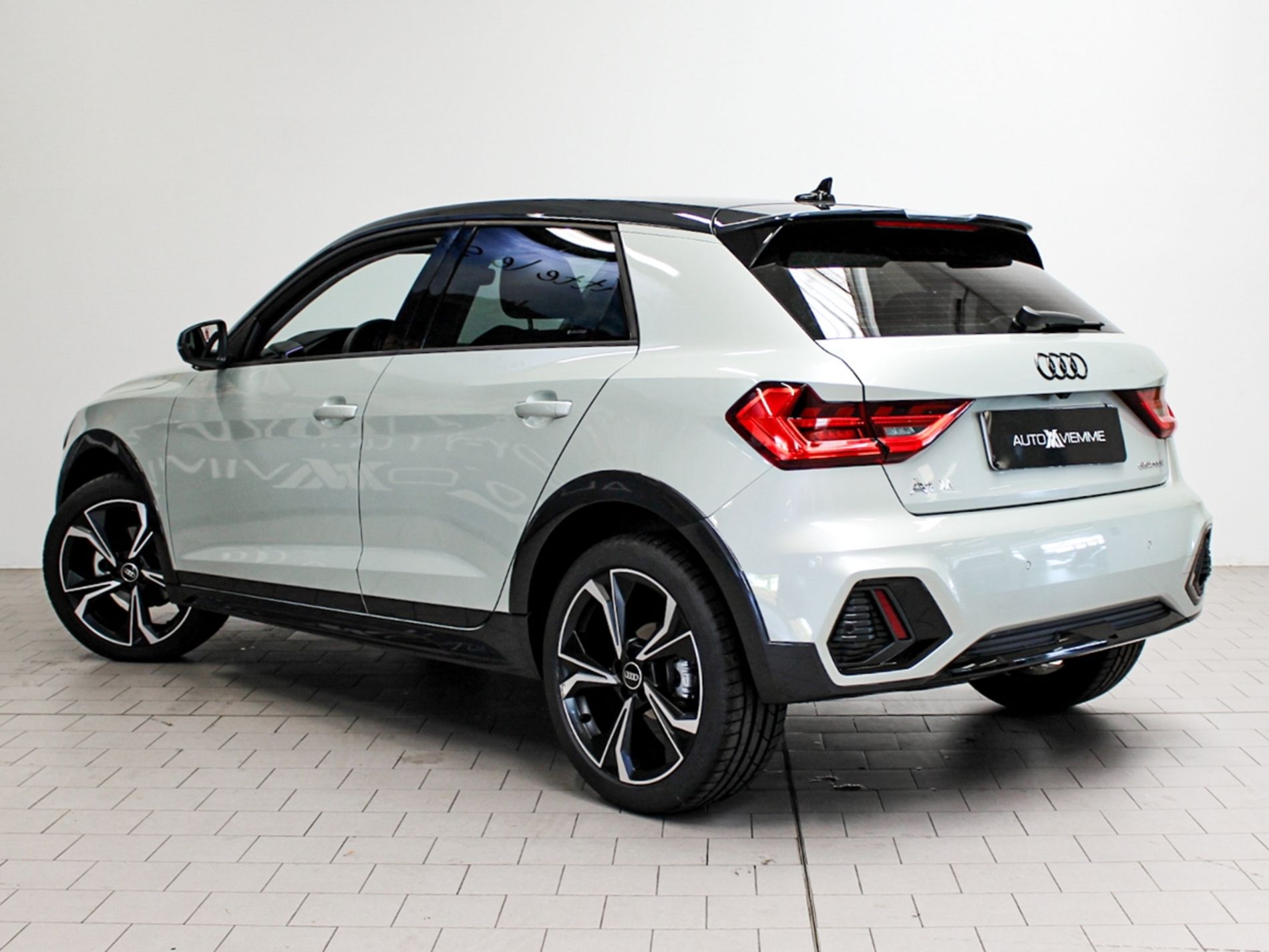 A1 allstreet 35 1.5 tfsi Identity Contrast 150cv s tronic - Autoviemme