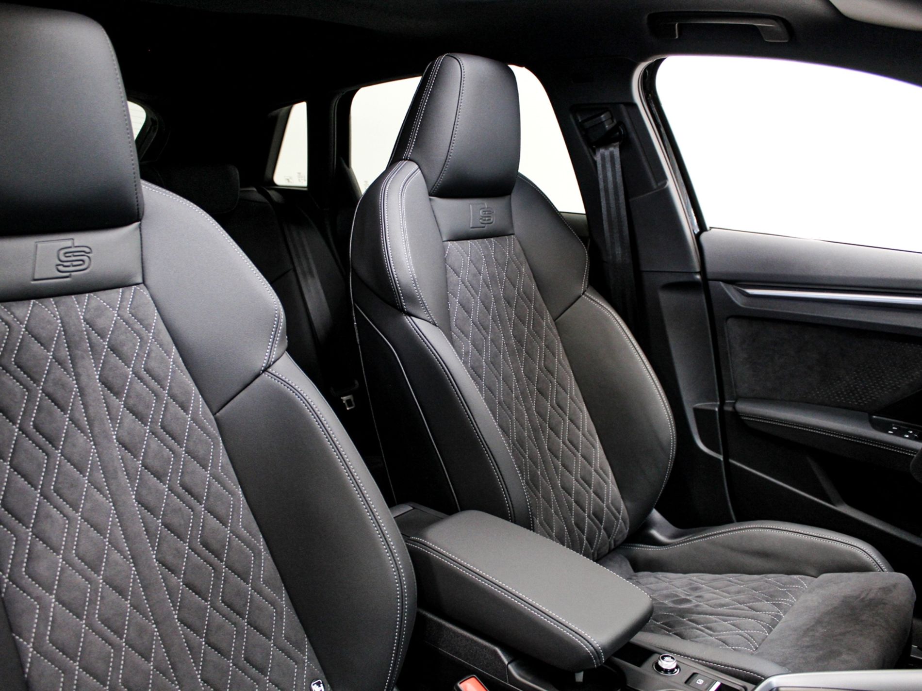 S3 Sportback 2.0 tfsi quattro s-tronic - Autoviemme