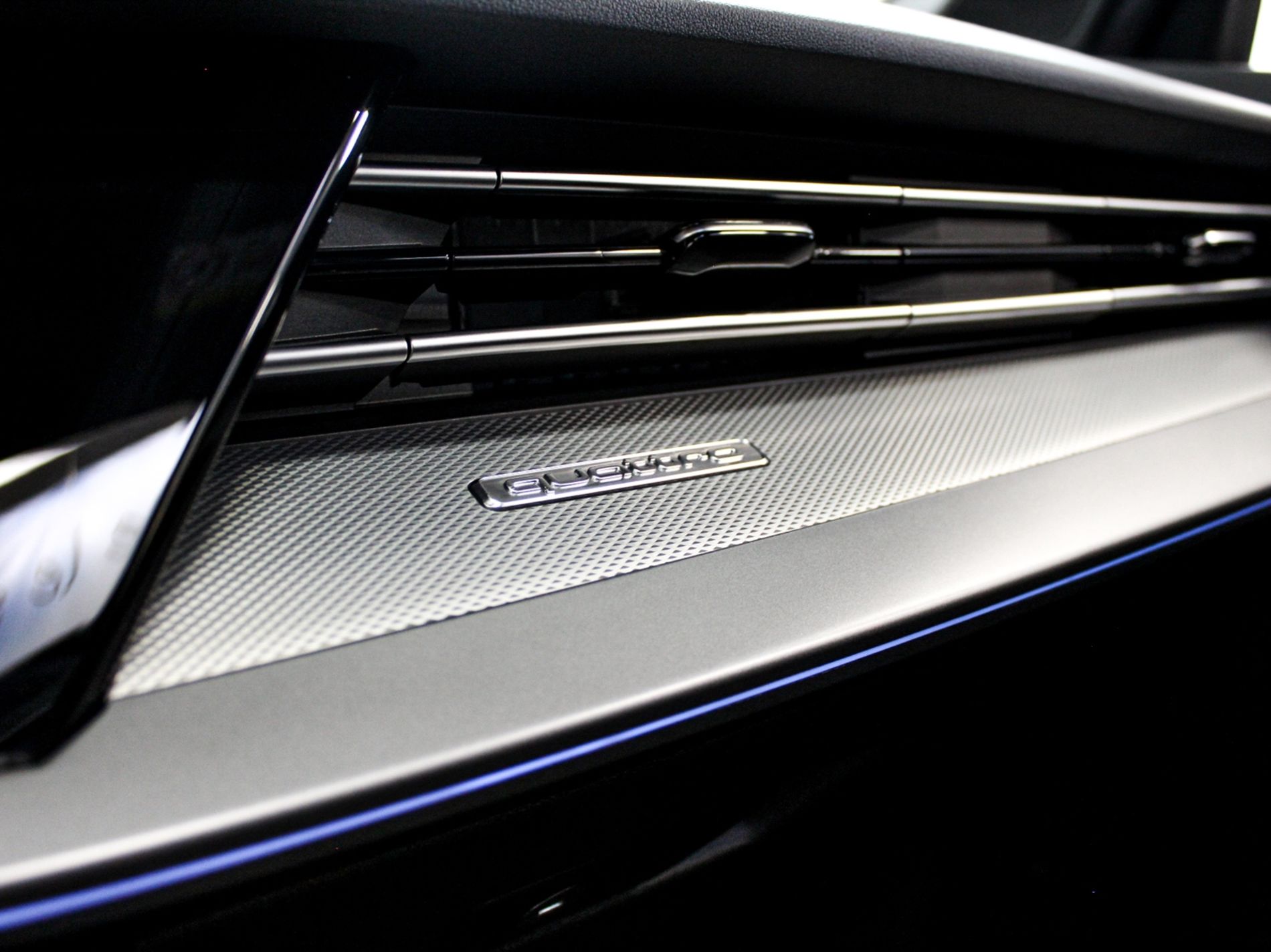 S3 Sportback 2.0 tfsi quattro s-tronic - Autoviemme