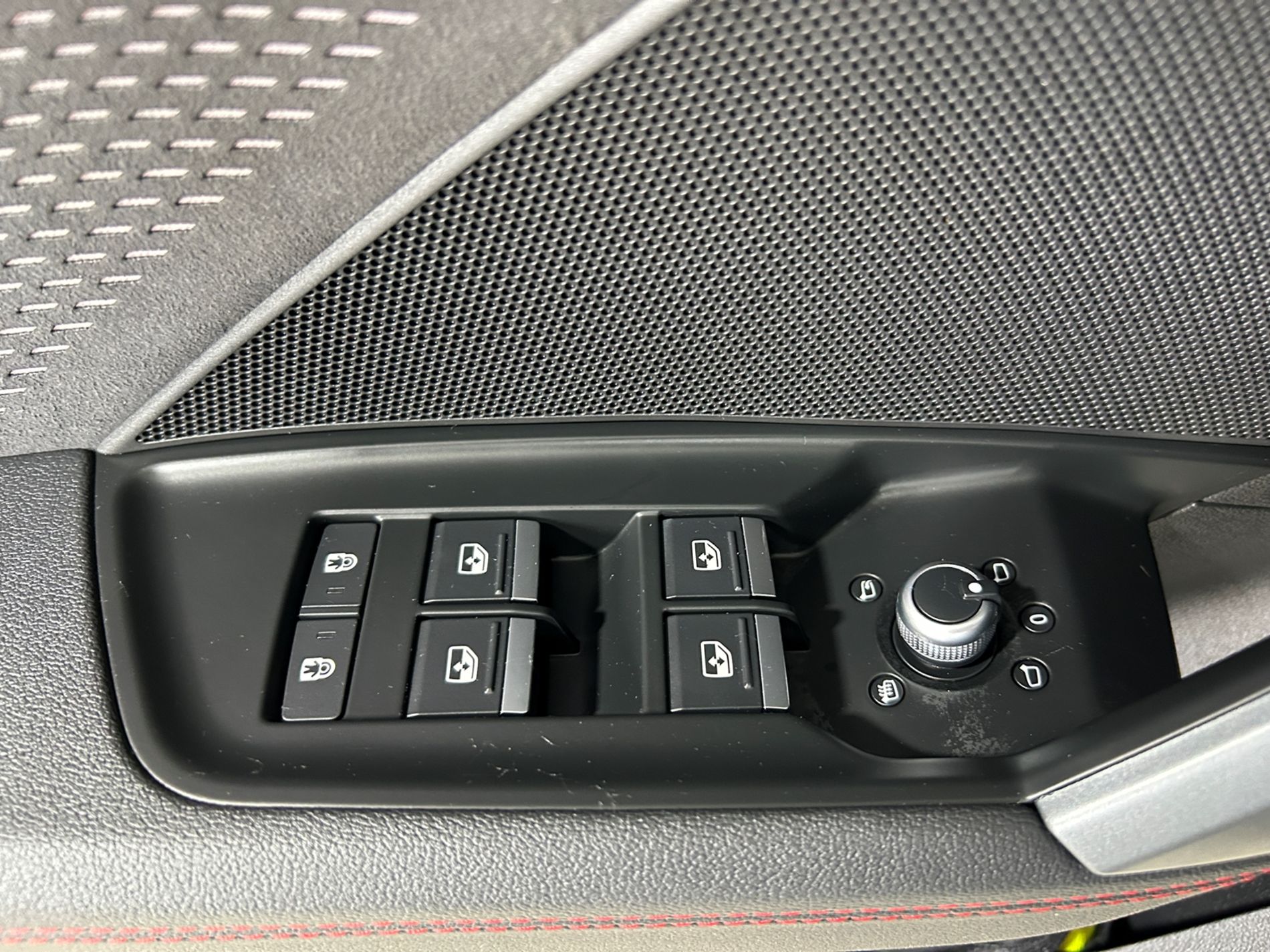 Audi S3 Sportback 2.0 tfsi Sport Attitude quattro s-tronic tetto apribile - Autoviemme