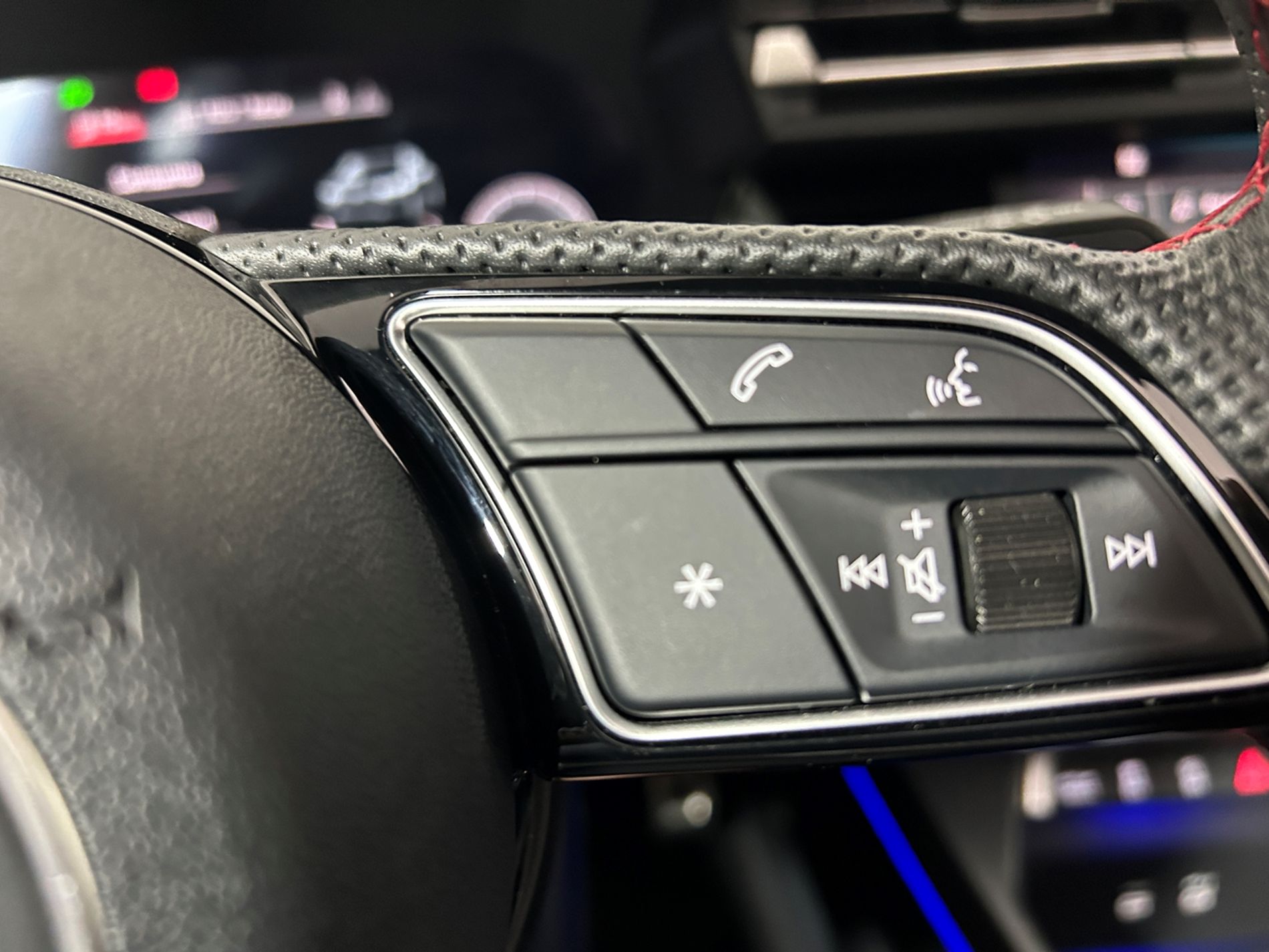 Audi S3 Sportback 2.0 tfsi Sport Attitude quattro s-tronic tetto apribile - Autoviemme