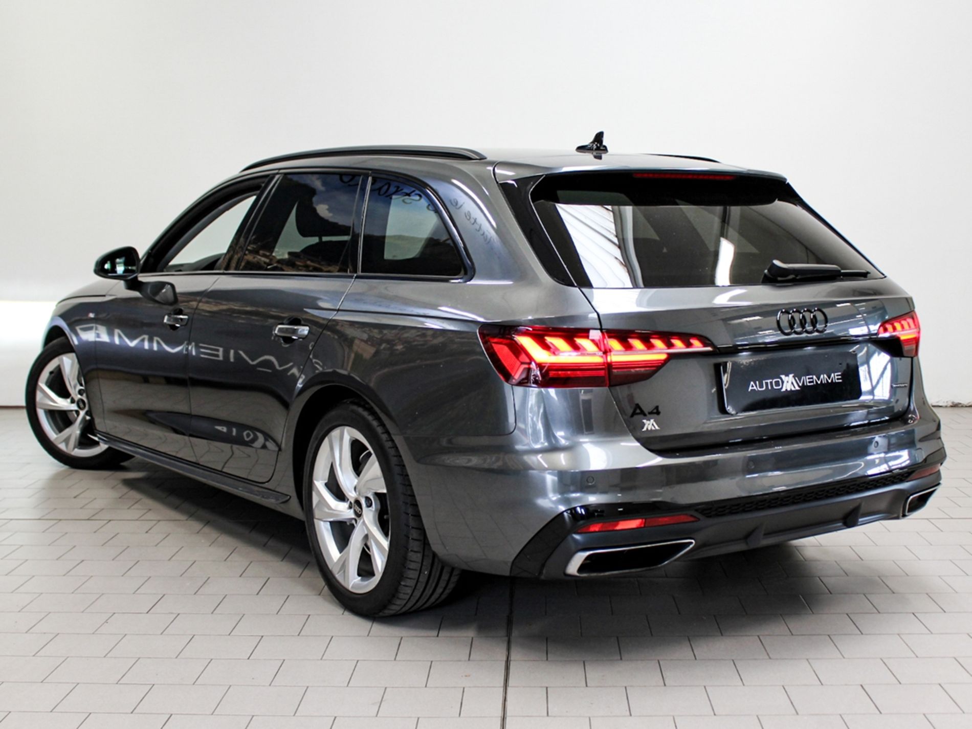A4 Avant 40 2.0 tdi mhev S line edition quattro 204cv s-tronic - Autoviemme