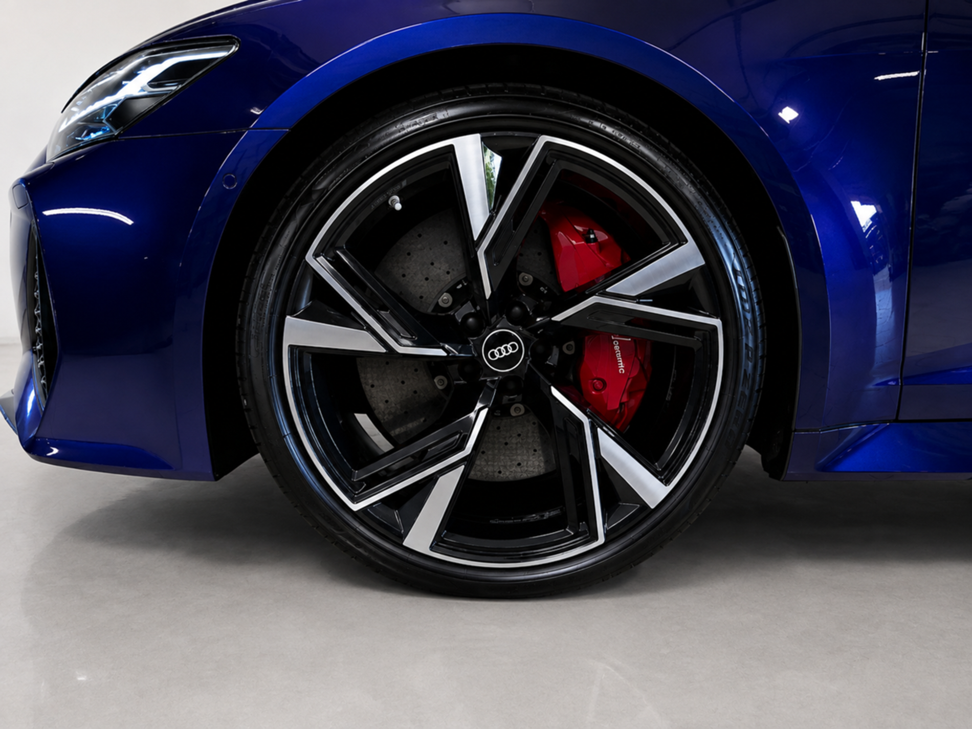 Audi RS6 Avant 4.0 mhev quattro - Autoviemme