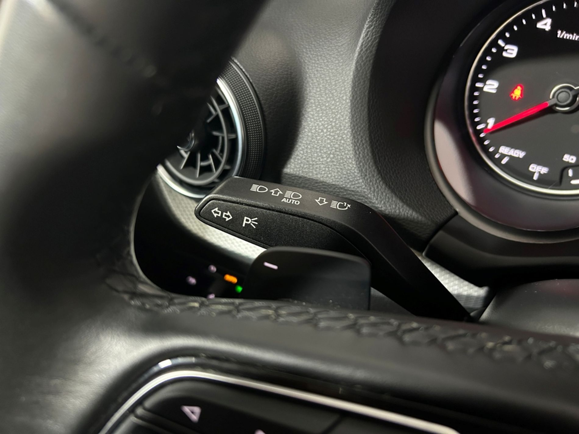 Q2 35 1.5 tfsi S line edition s-tronic - Autoviemme