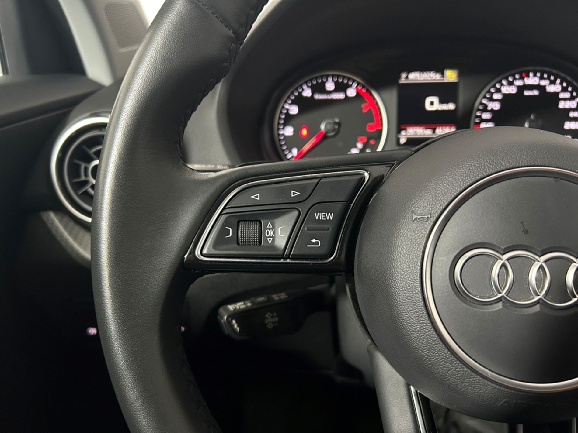 Q2 35 1.5 tfsi S line edition s-tronic - Autoviemme