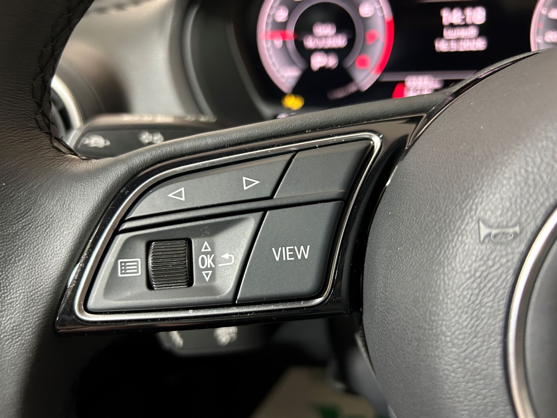 Audi Q2 35 1.5 tfsi S Line Edition s-tronic - Autoviemme