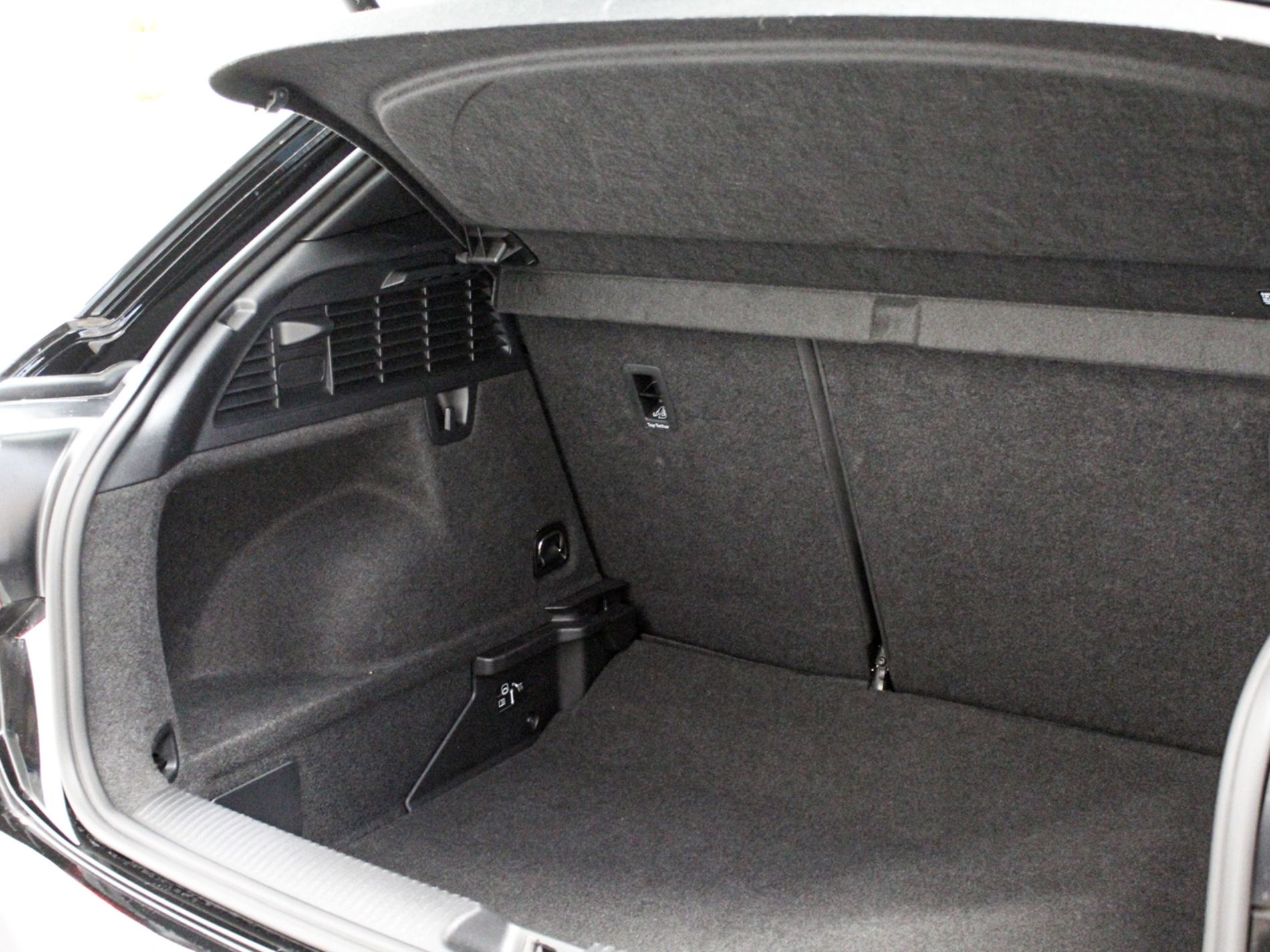 Q2 35 1.5 tfsi S line edition s-tronic - Autoviemme