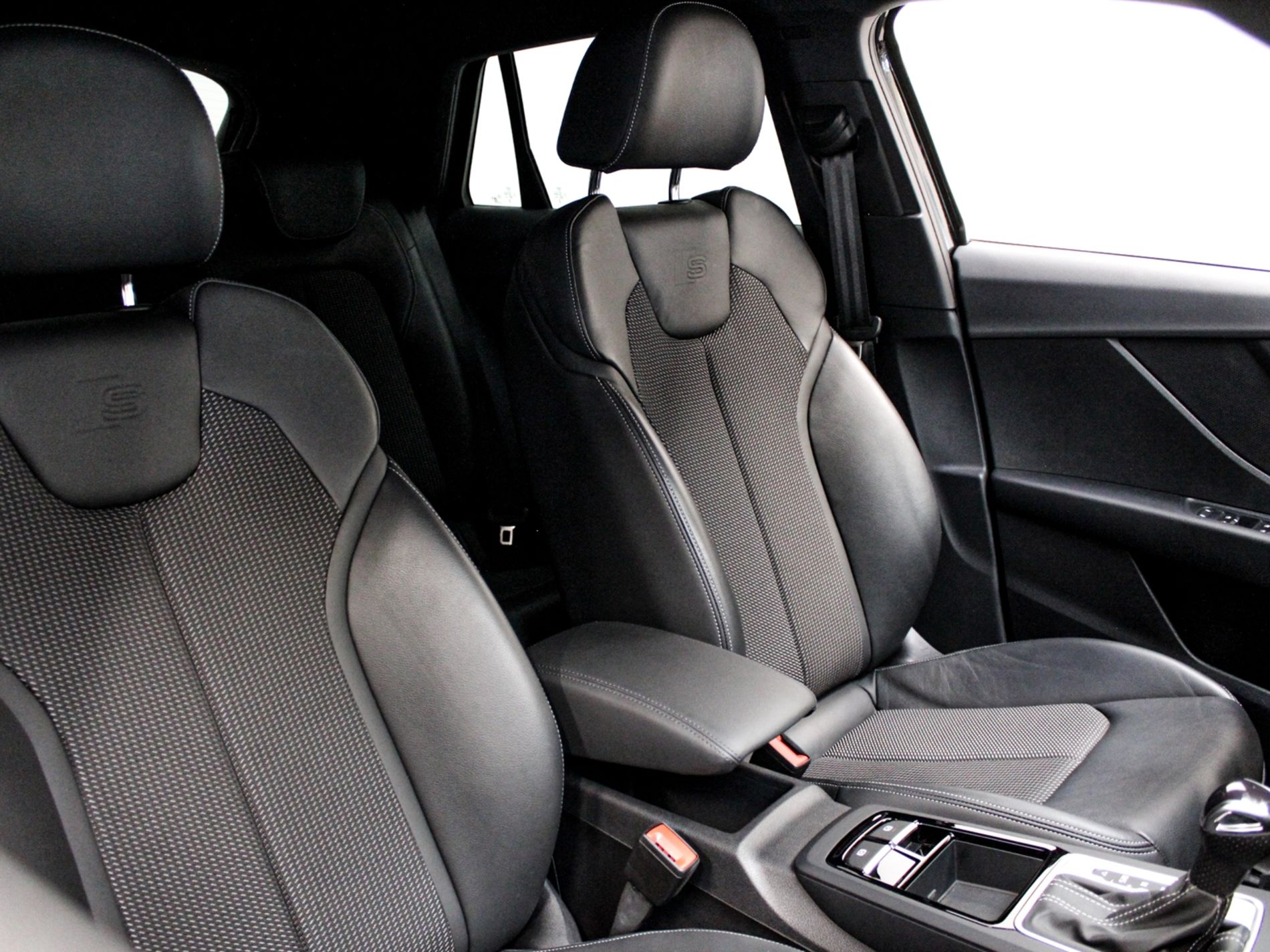 Q2 35 1.5 tfsi S line edition s-tronic - Autoviemme
