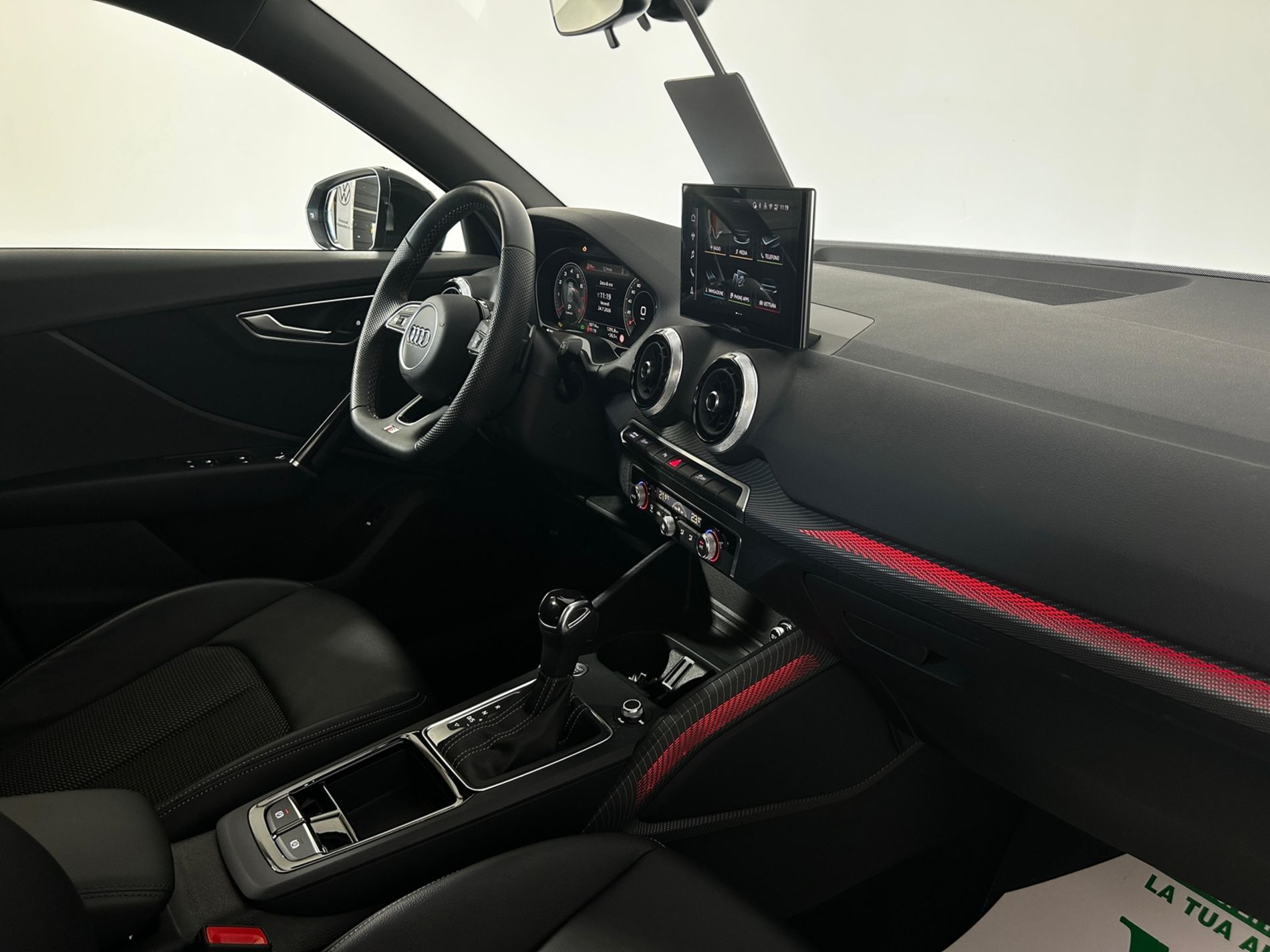 Q2 35 1.5 tfsi S line s-tronic - Autoviemme
