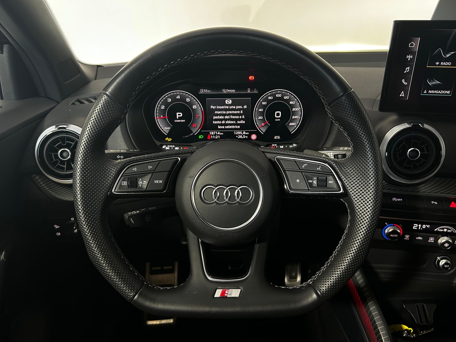 Q2 35 1.5 tfsi S line s-tronic - Autoviemme