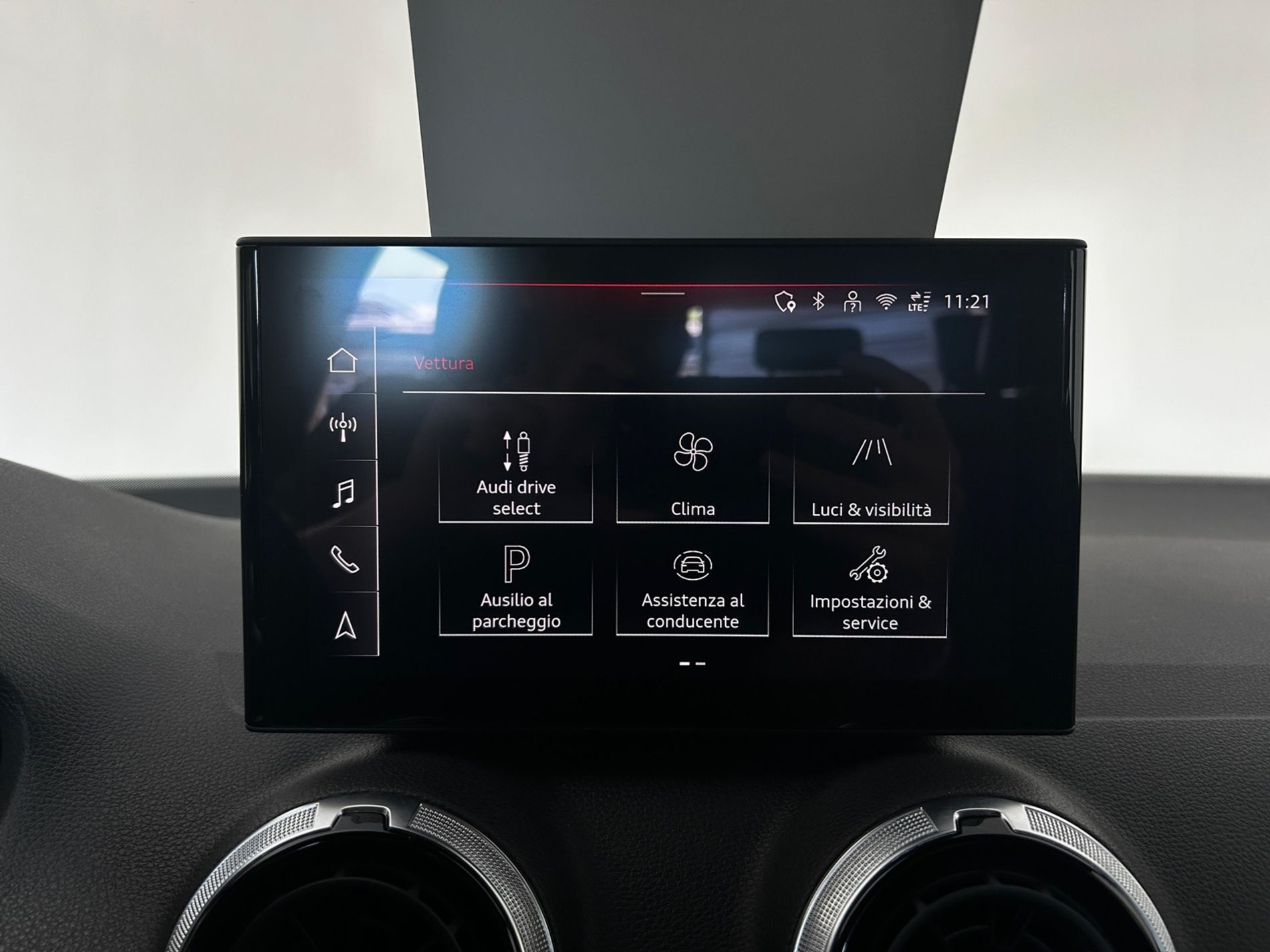 Q2 35 1.5 tfsi S line s-tronic - Autoviemme