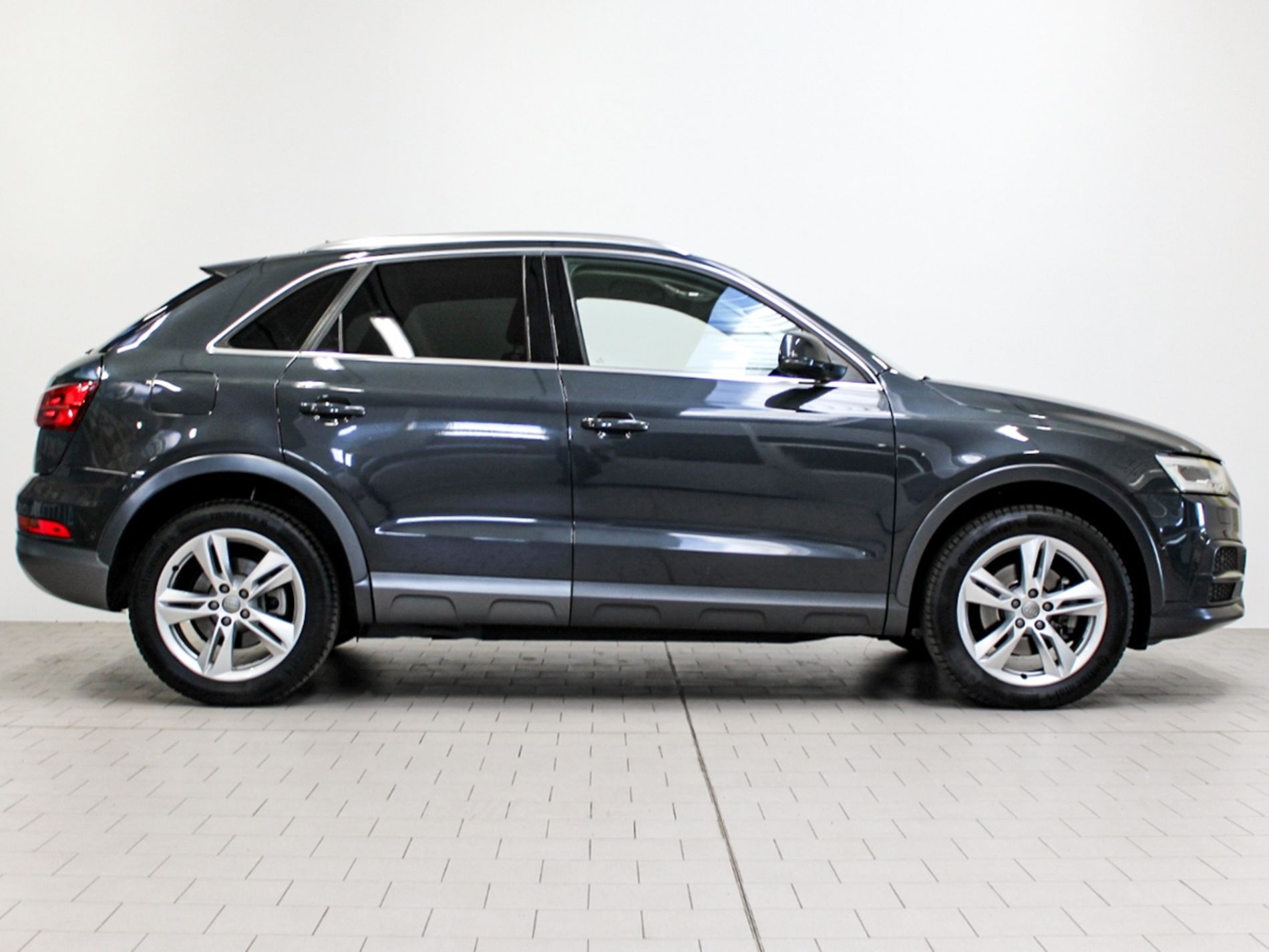 Audi Q3 2.0 tfsi Design quattro 180cv s-tronic   - Autoviemme