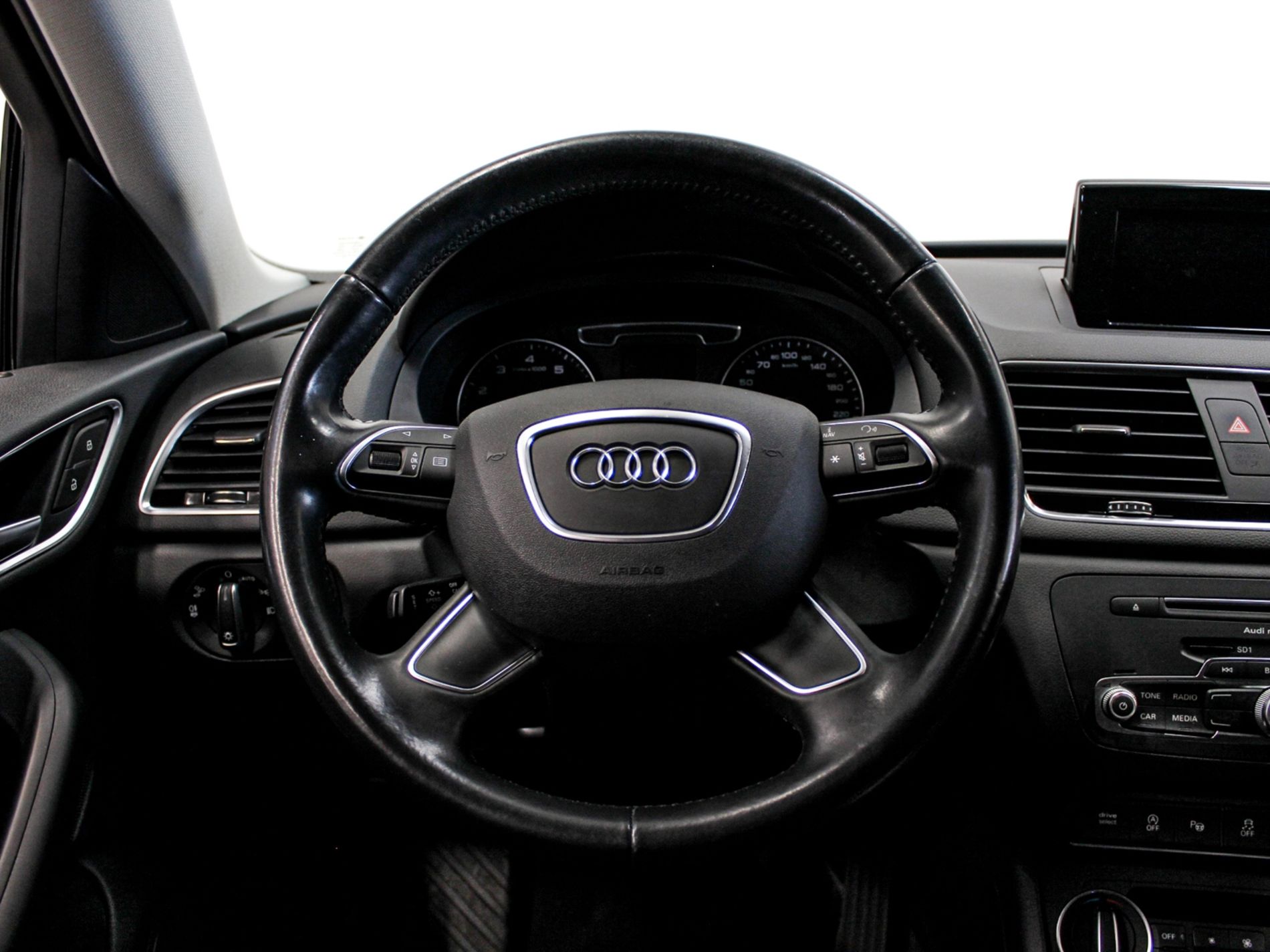 Audi Q3 2.0 tfsi Design quattro 180cv s-tronic   - Autoviemme