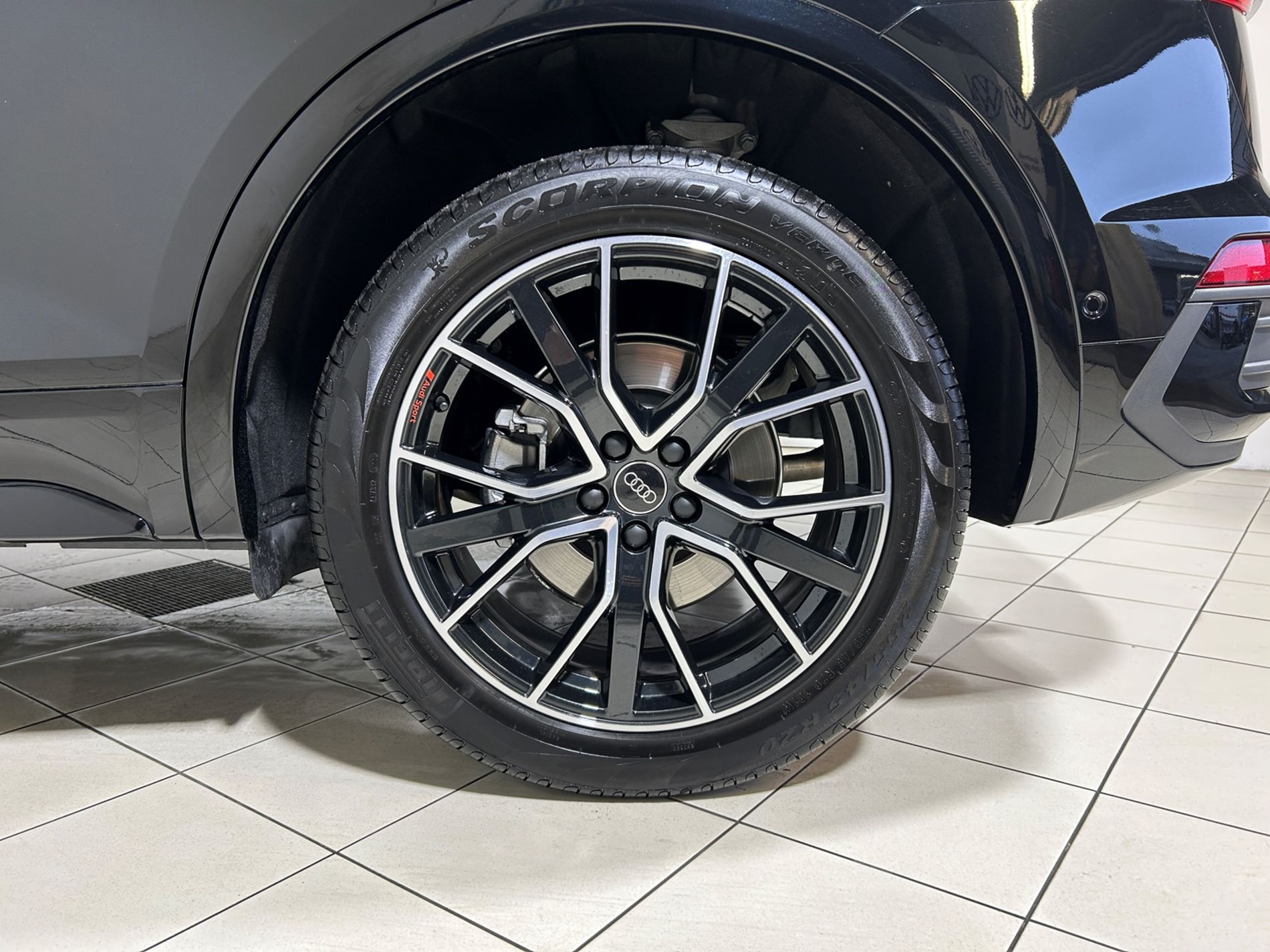 Q5 Sportback 40 2.0 tdi quattro s-tronic - Autoviemme