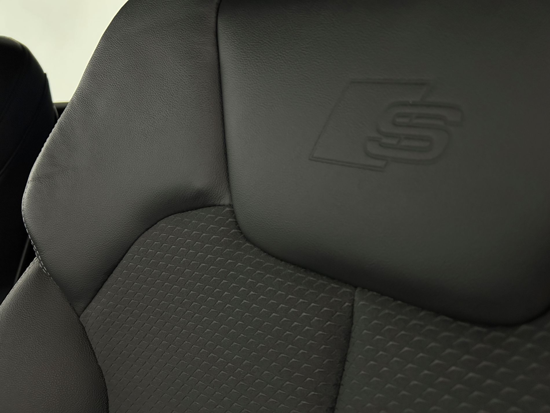 Q5 Sportback 40 2.0 tdi quattro s-tronic - Autoviemme