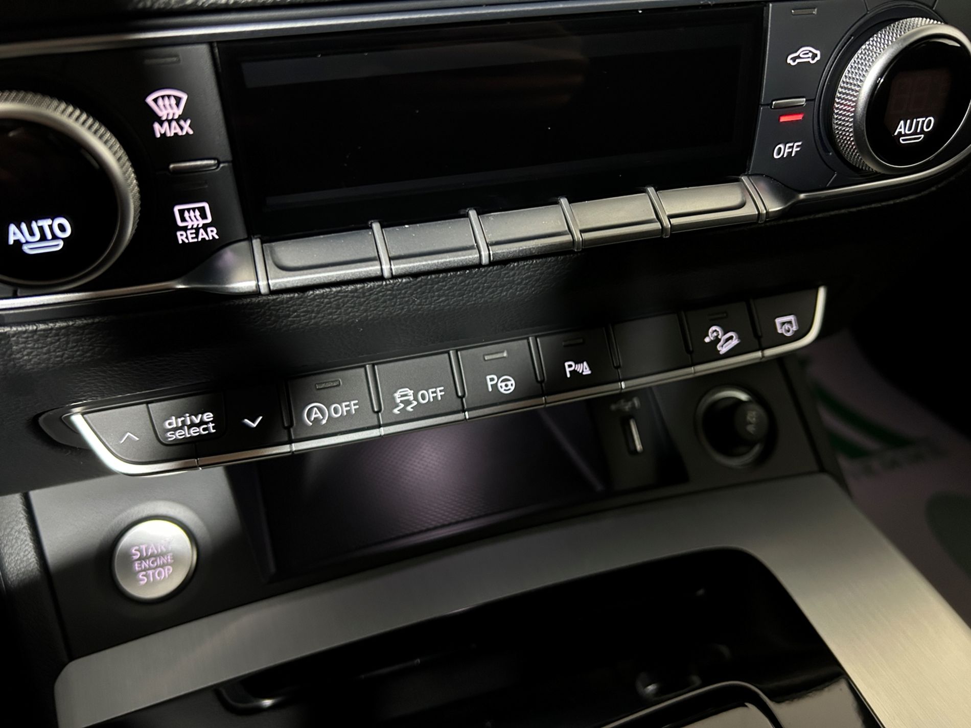 Q5 Sportback 40 2.0 tdi quattro s-tronic - Autoviemme