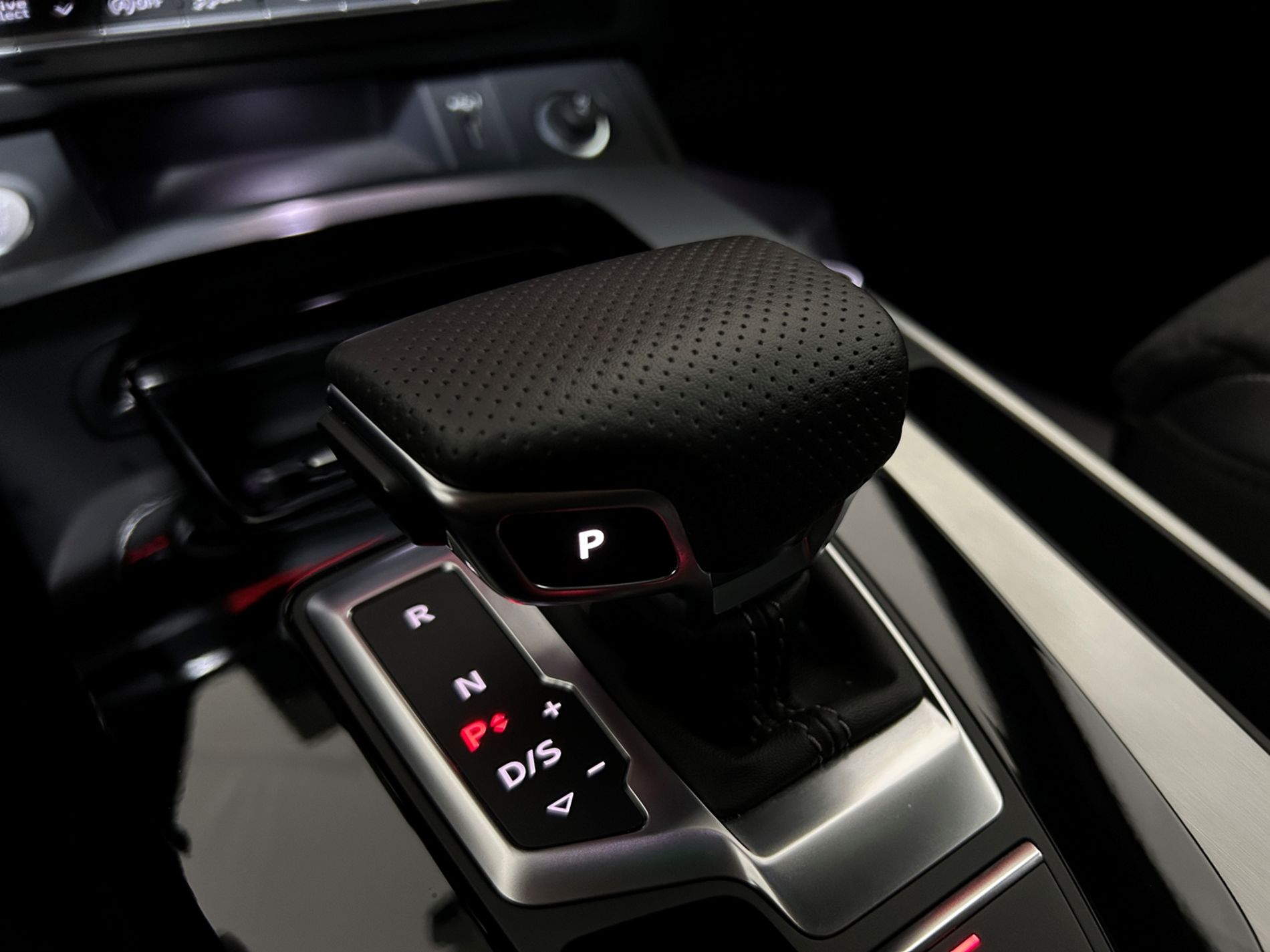 Q5 Sportback 40 2.0 tdi quattro s-tronic - Autoviemme