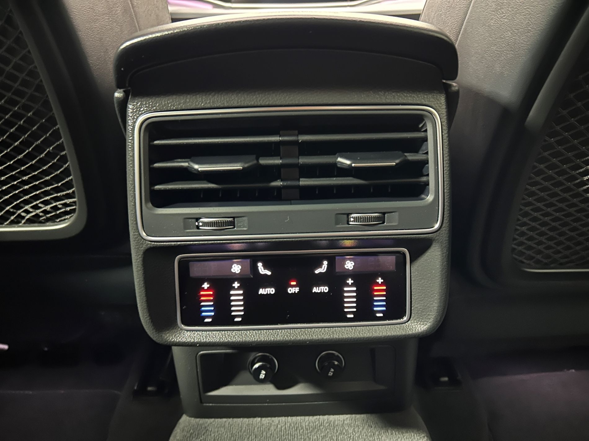 Audi Q8 S line quattro 286 cv tetto apribile - Autoviemme