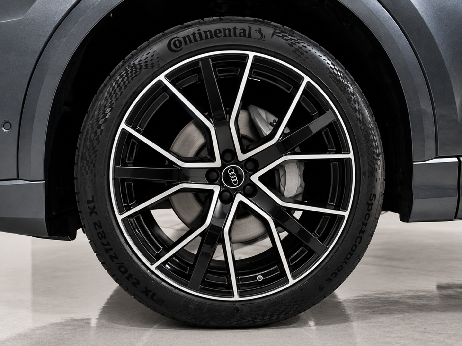 Q8 3.0 tdi mhev S line quattro 286cv - Autoviemme