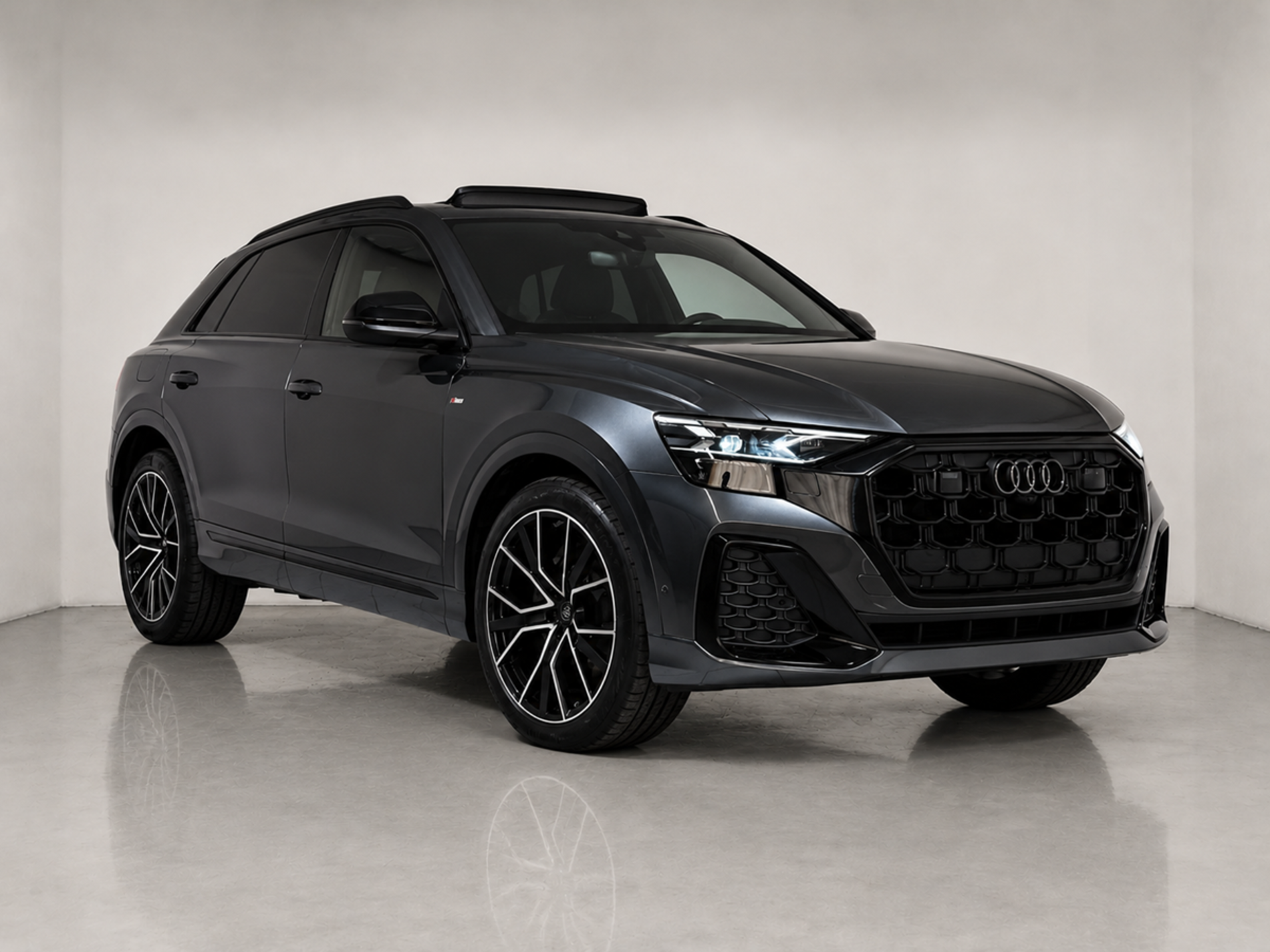 Q8 3.0 tdi mhev S line quattro 286cv - Autoviemme