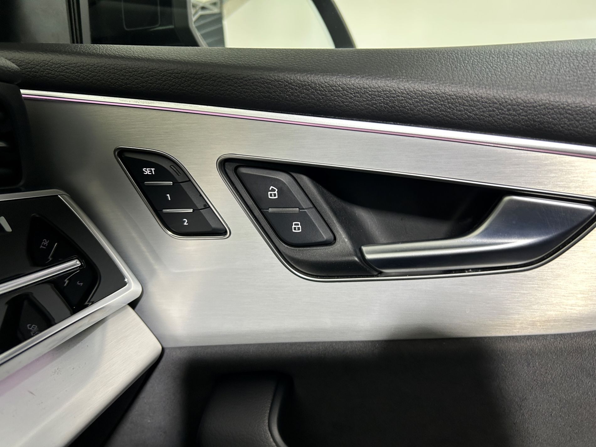 Audi Q8 S line quattro 286 cv tetto apribile - Autoviemme