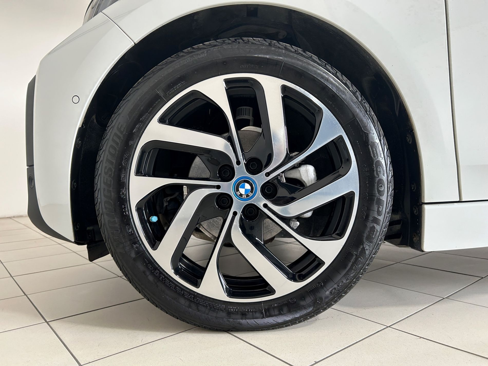 BMW i3 120Ah elettrica tetto apribile - Autoviemme