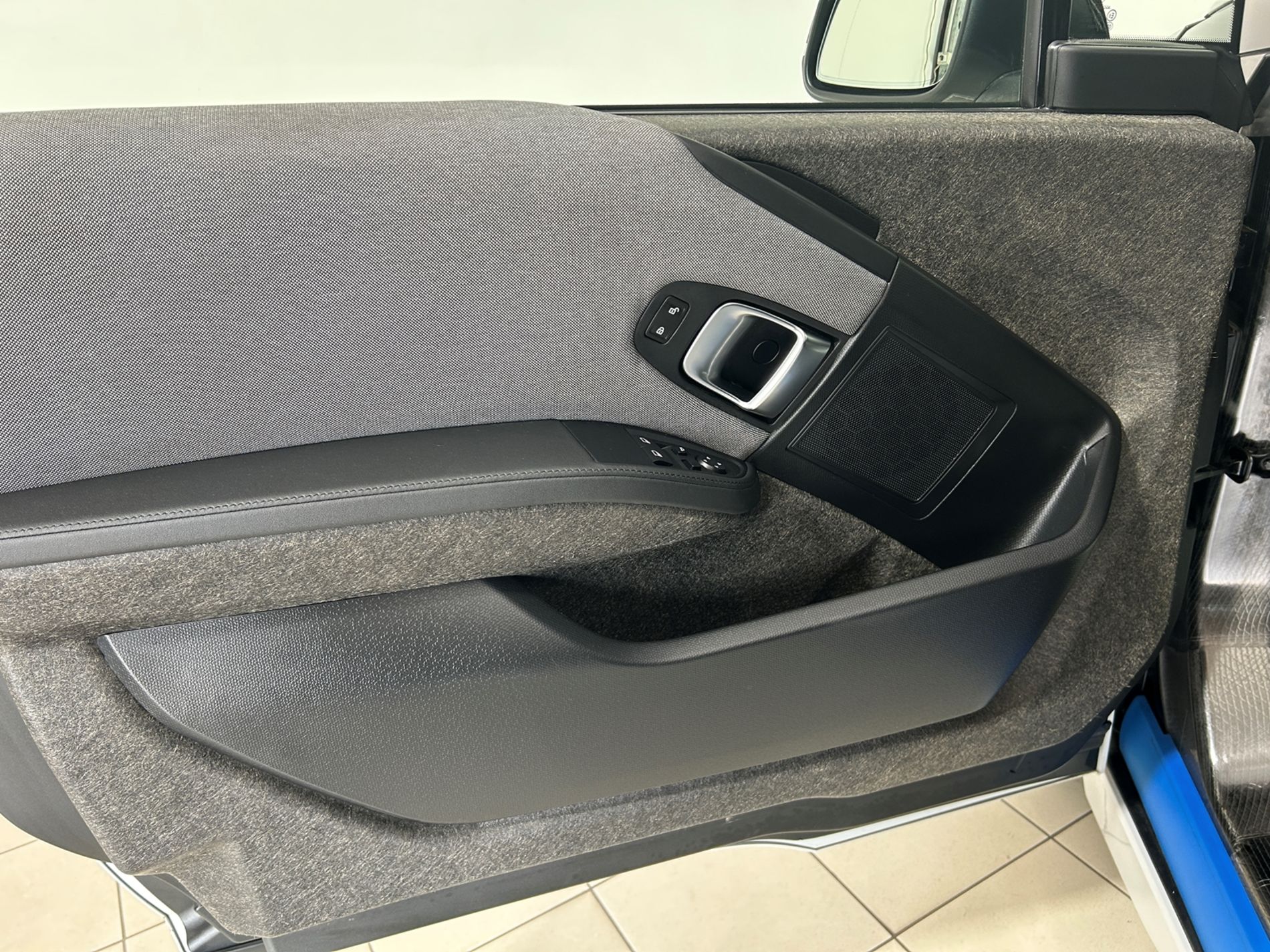 BMW i3 120Ah elettrica tetto apribile - Autoviemme