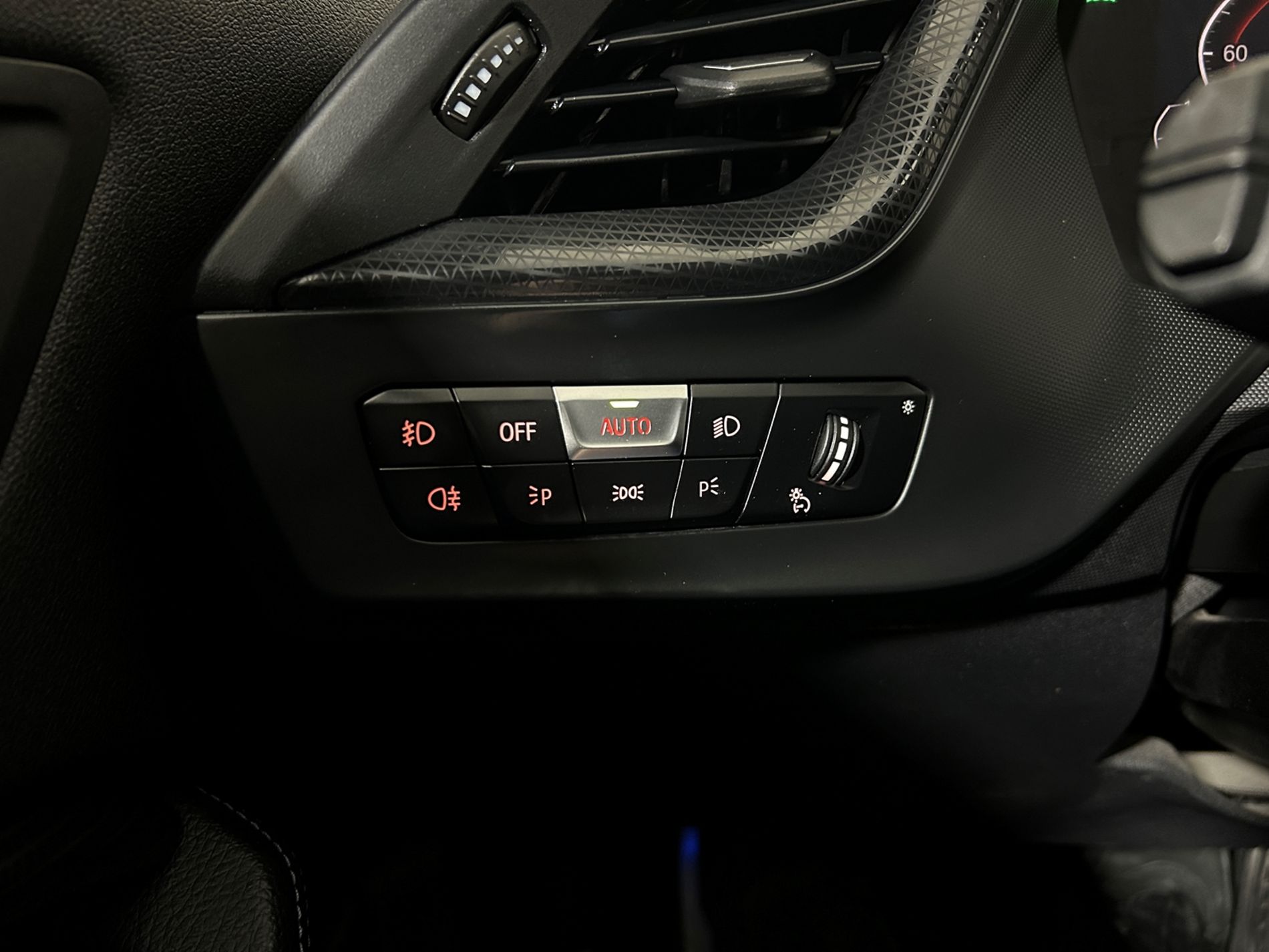 118i ColorVision Edition 136cv auto - Autoviemme