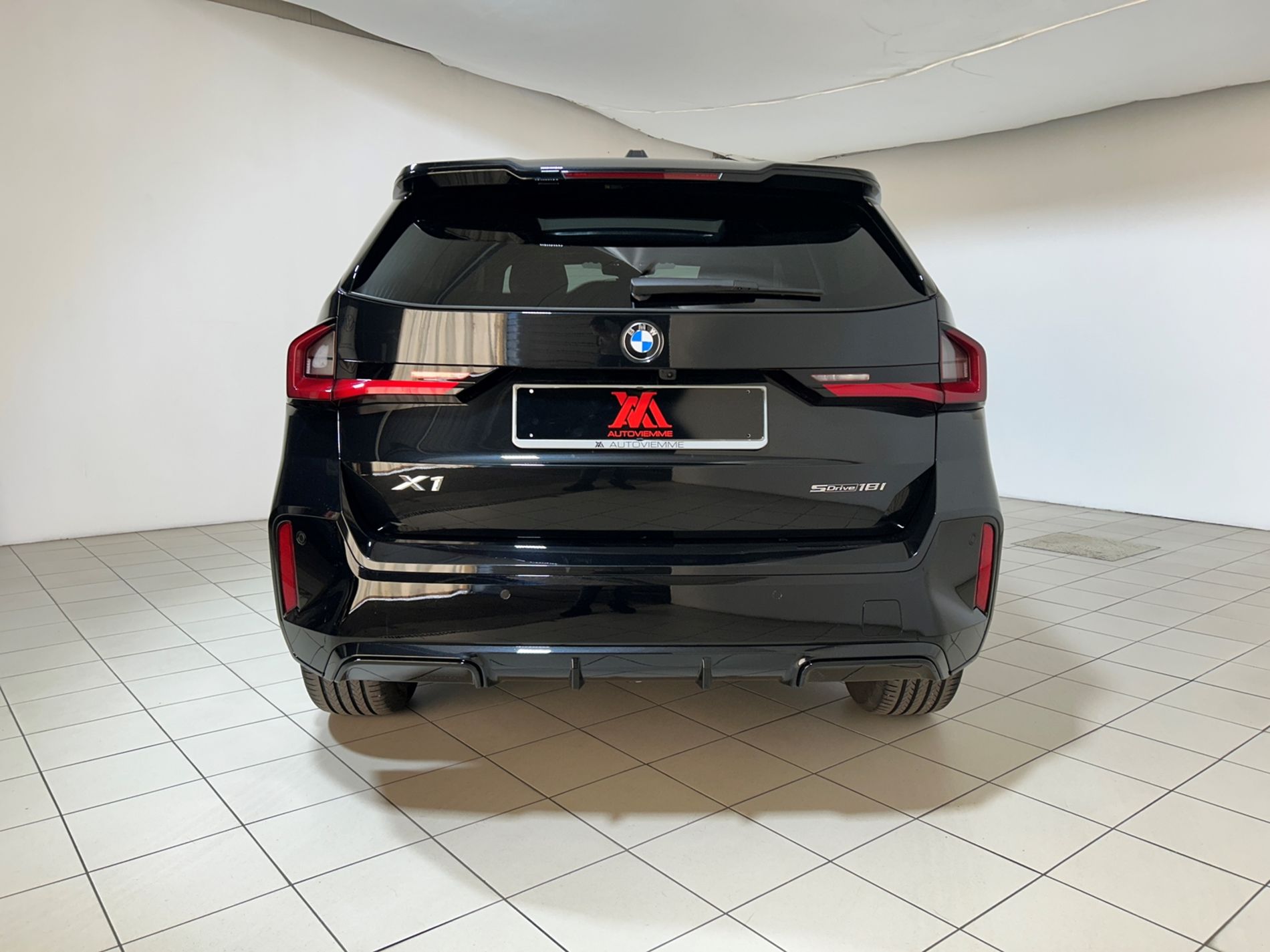 Bmw X1 sdrive18i MSport automatica tetto panoramico e gancio traino - Autoviemme