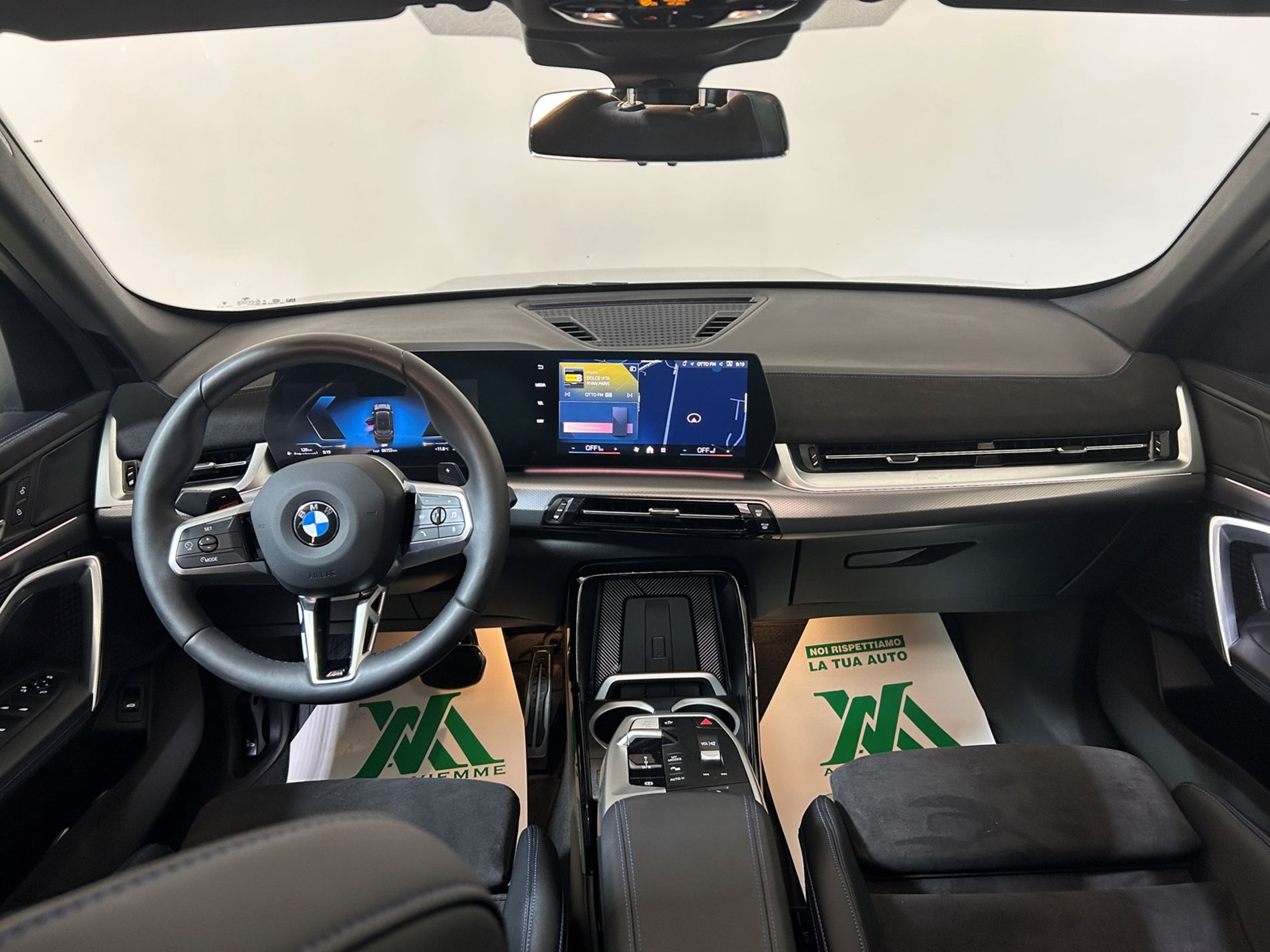 Bmw X1 sdrive18i MSport automatica tetto panoramico e gancio traino - Autoviemme