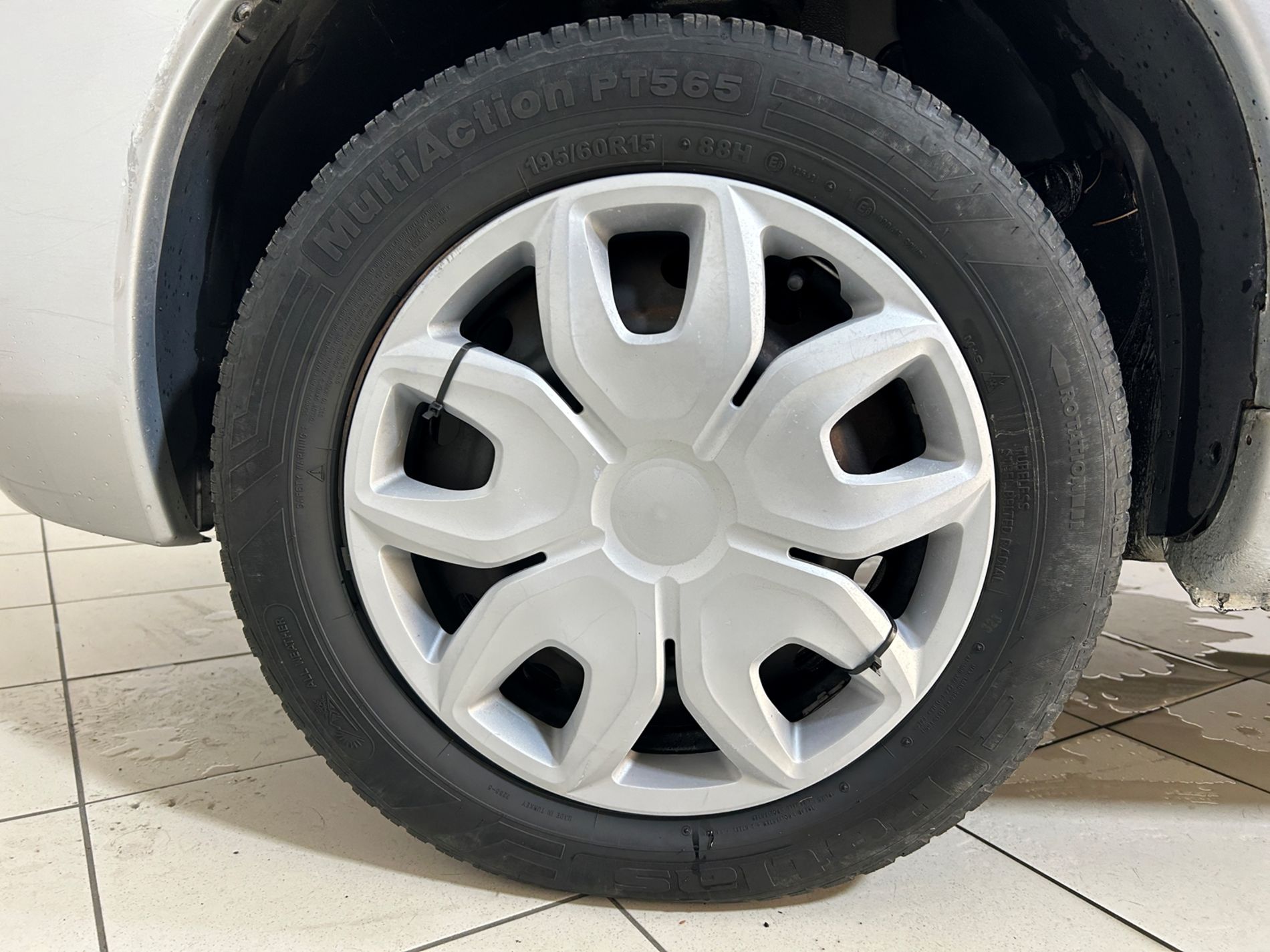 Berlingo 1.6 hdi Seduction 90 cv - Autoviemme