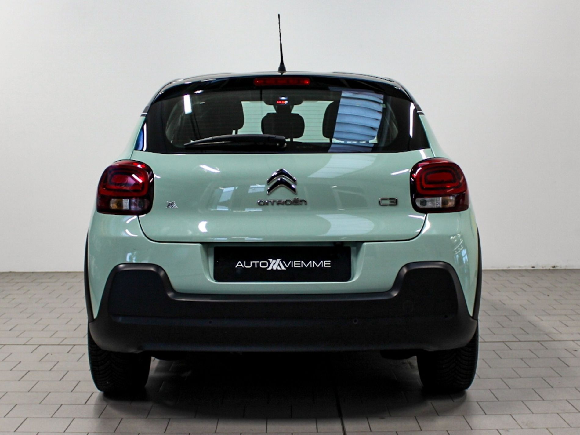 C3 1.2 puretech Shine s&s 83cv neopatentati my18 - Autoviemme