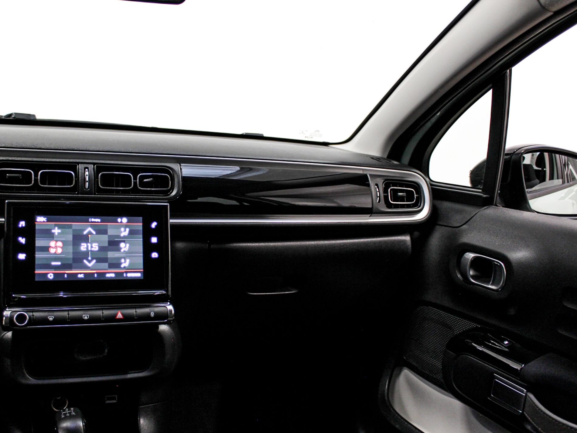 C3 1.2 puretech Shine s&s 83cv neopatentati my18 - Autoviemme