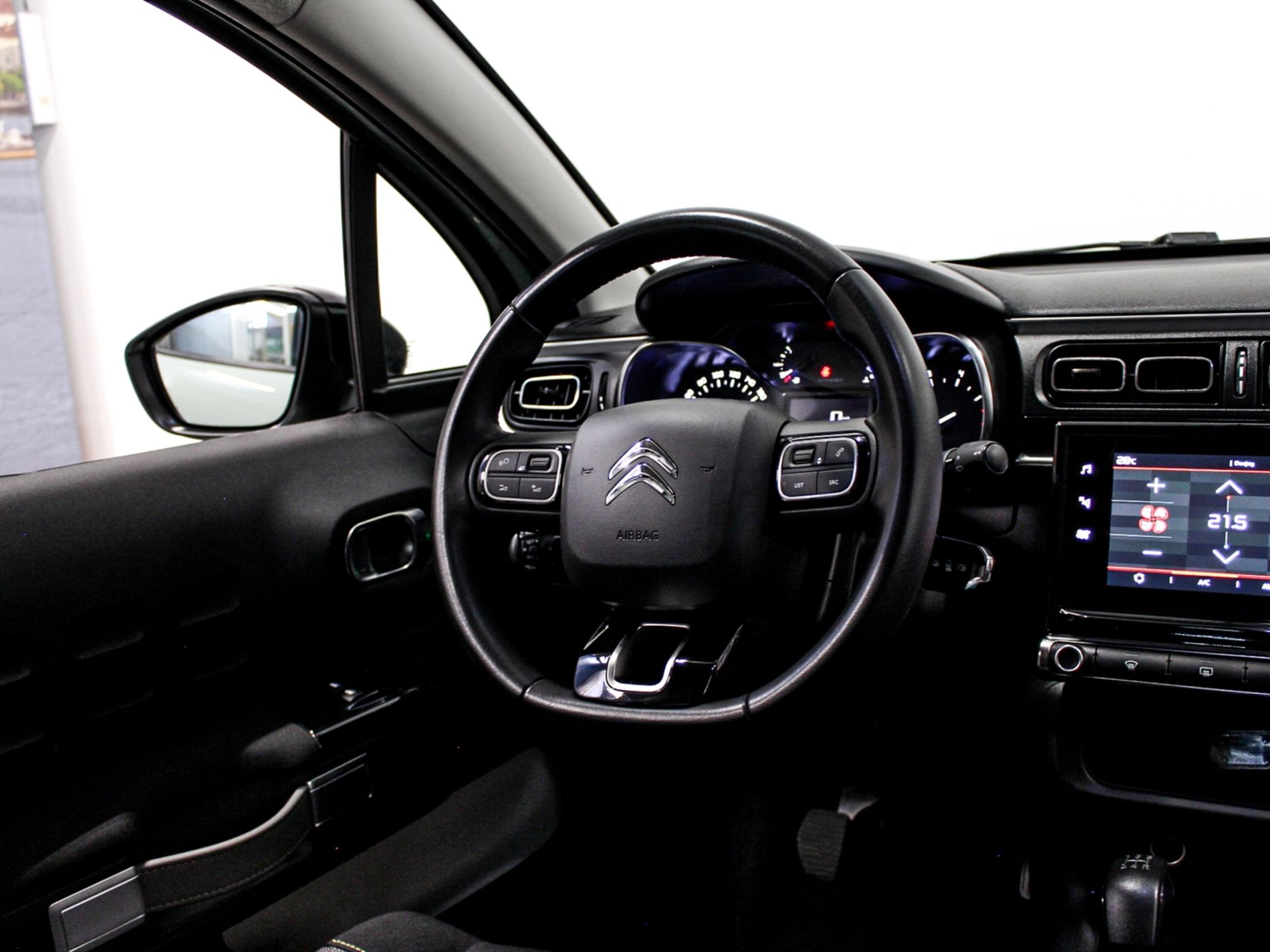 C3 1.2 puretech Shine s&s 83cv neopatentati my18 - Autoviemme