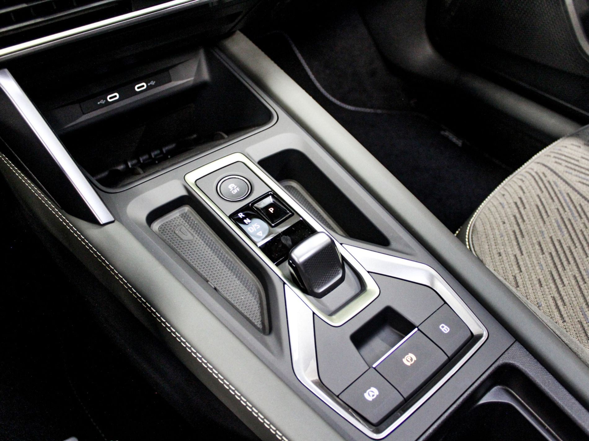 Formentor 1.5 hybrid 150cv dsg - TRIBE EDITION - Autoviemme