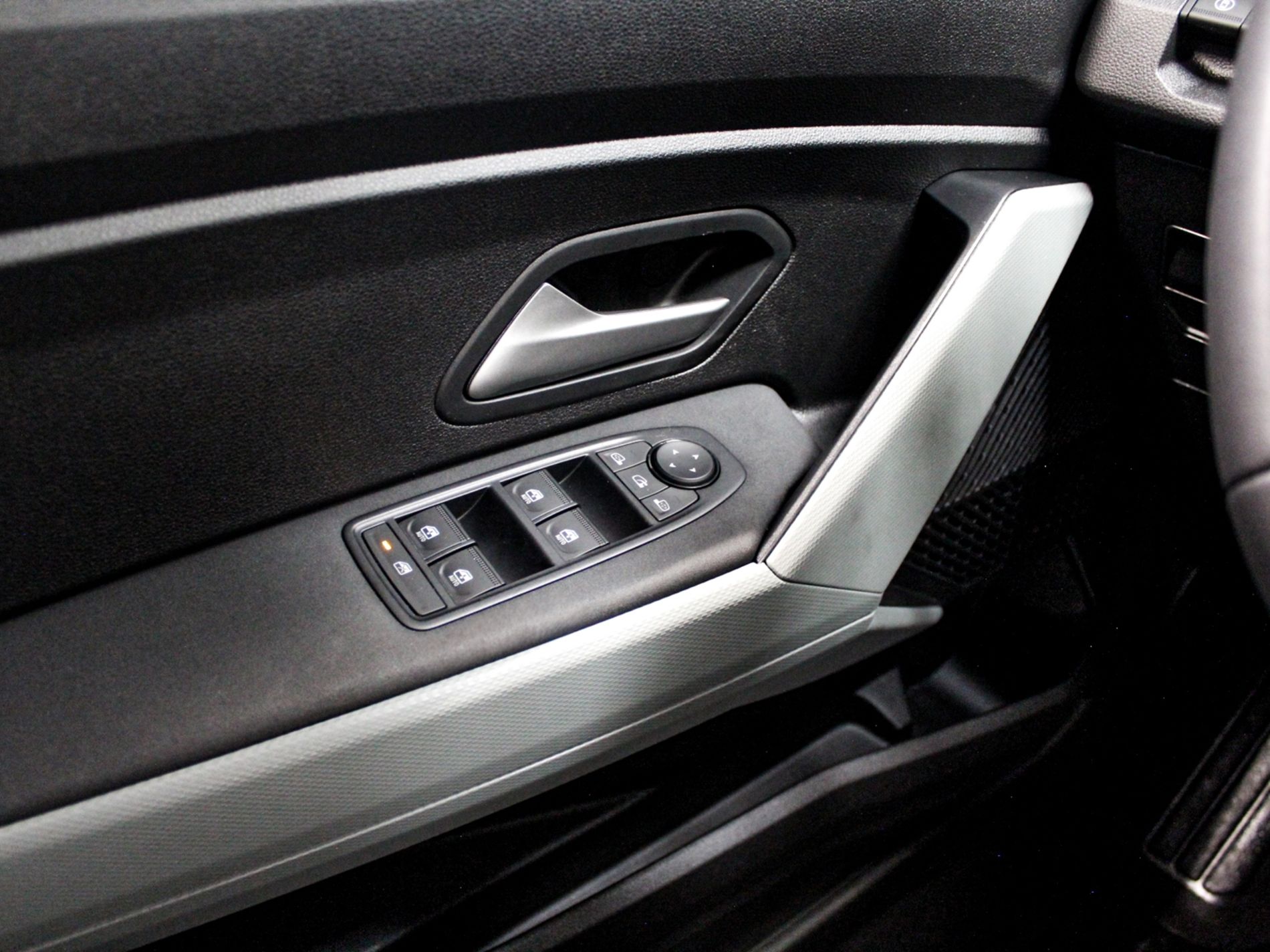 Duster 1.2 mild hybrid Extreme 4x4 130cv - Autoviemme