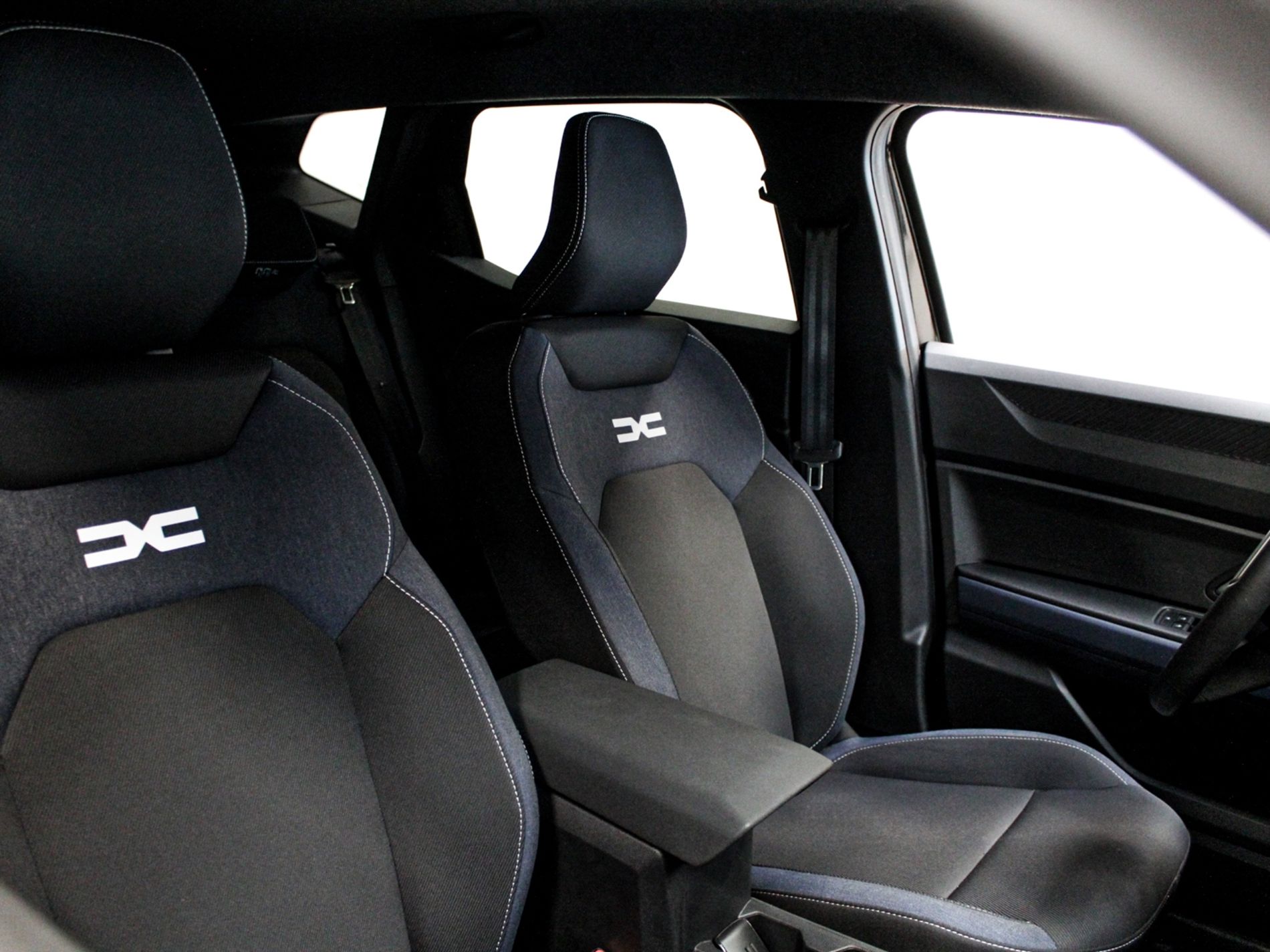 Duster 1.6 hybrid Journey 140cv - Autoviemme