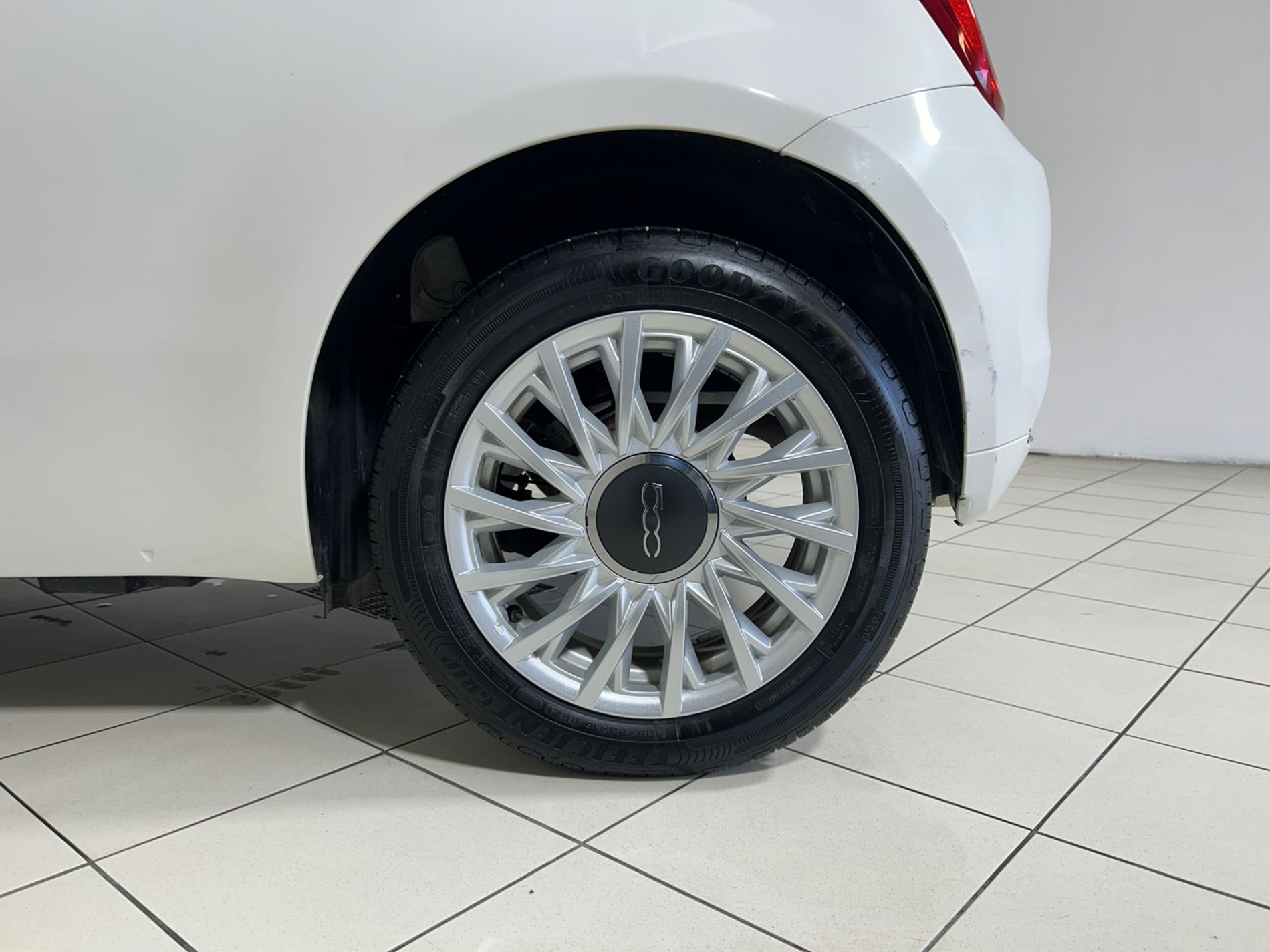 500 1.0 hybrid 70cv - Autoviemme