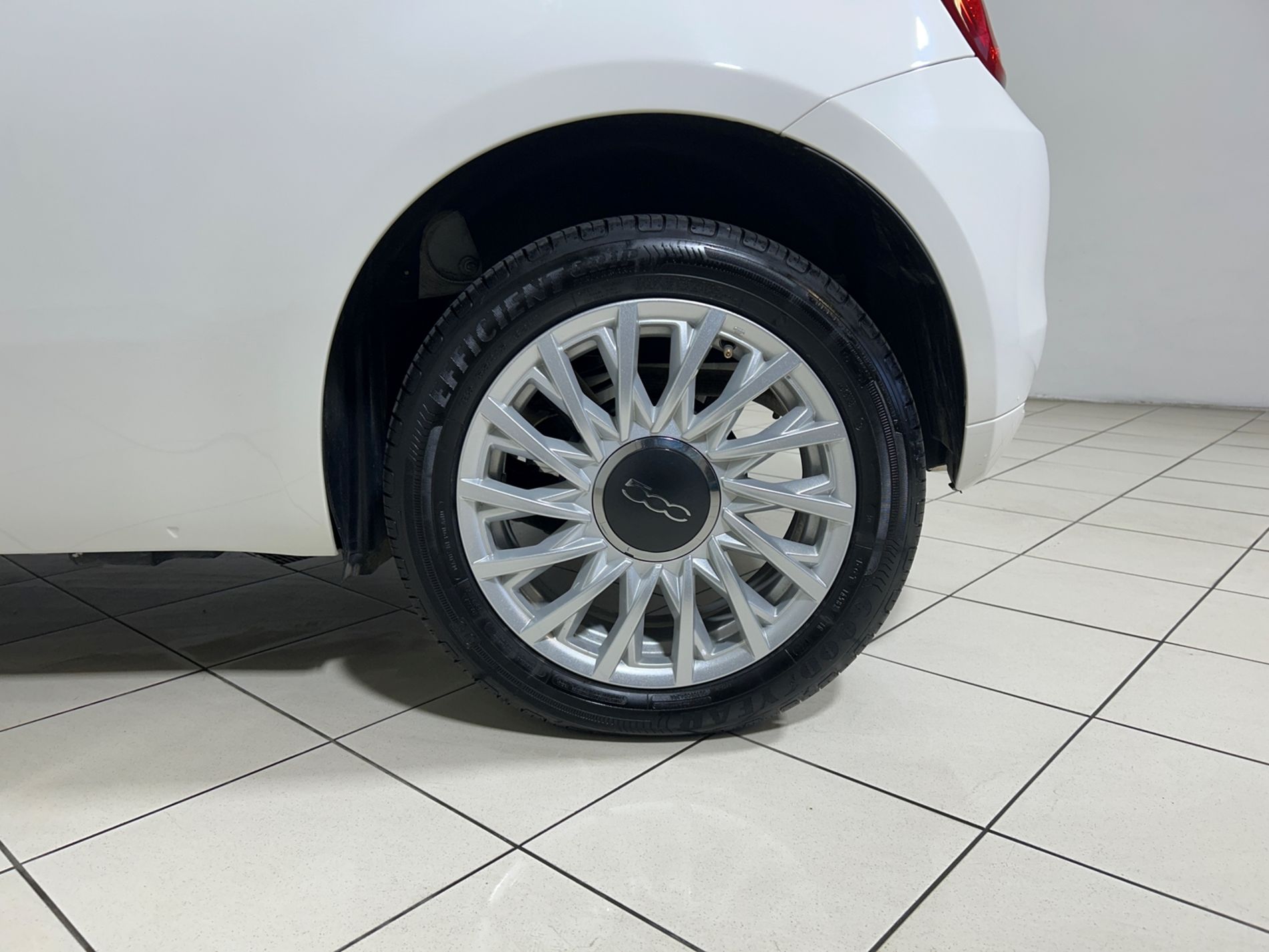 500 1.0 hybrid 70cv - Autoviemme