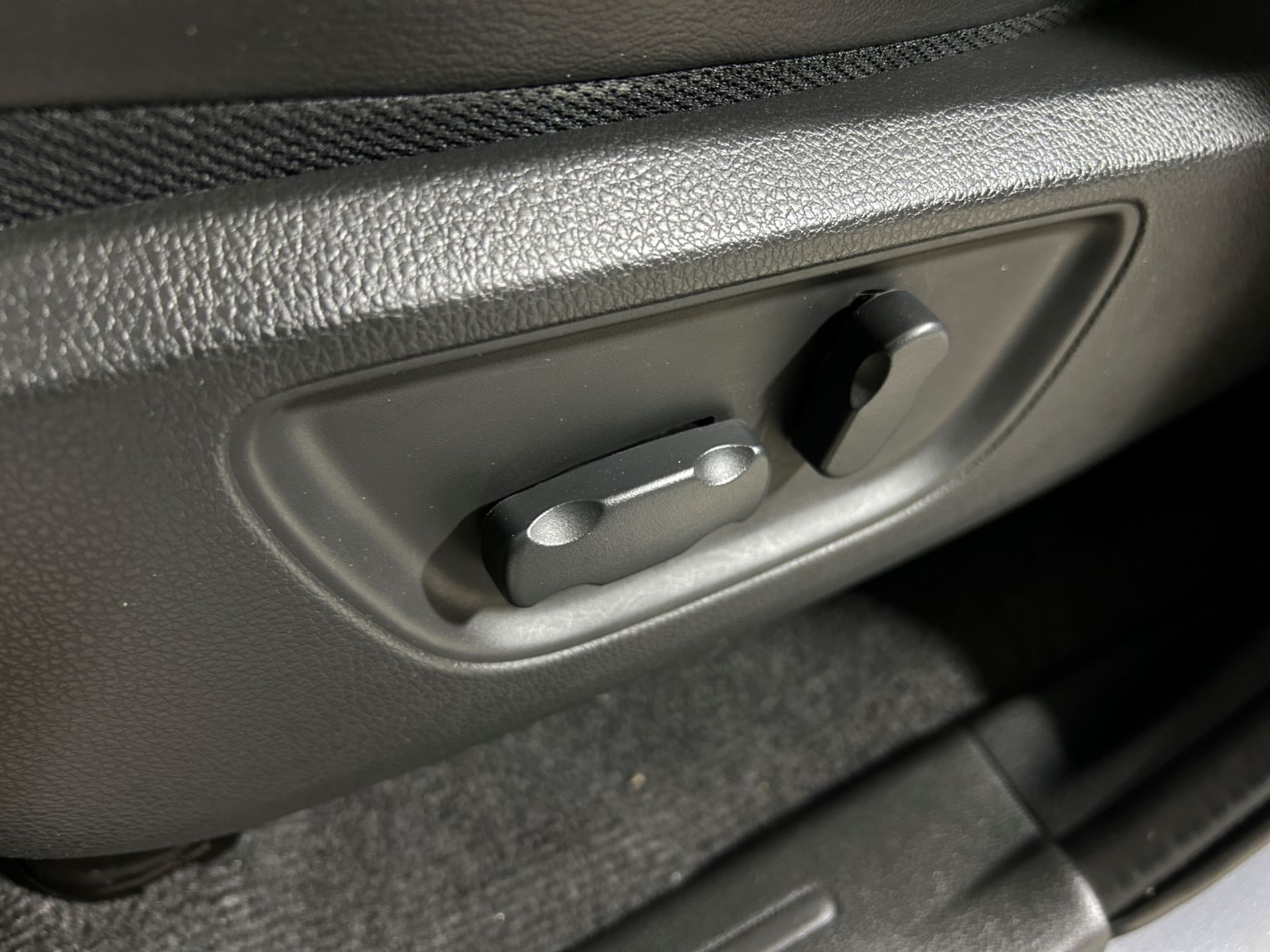 Fullback 2.4 doppia cabina LX 4wd 180cv - Autoviemme